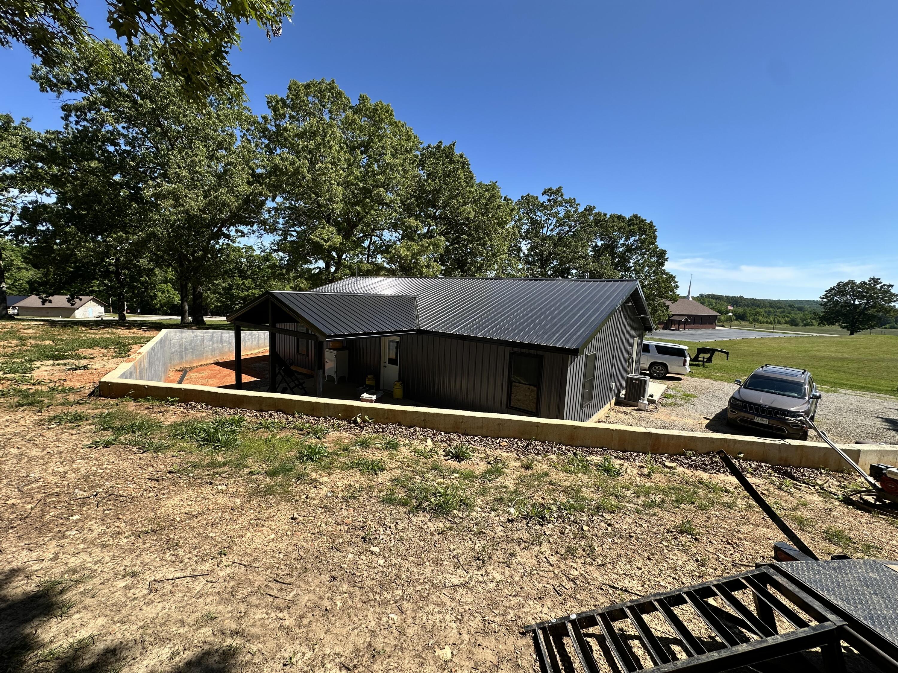 Photo 6 - Residential for sale – 109  Tucker Creek Road  Alton, MO