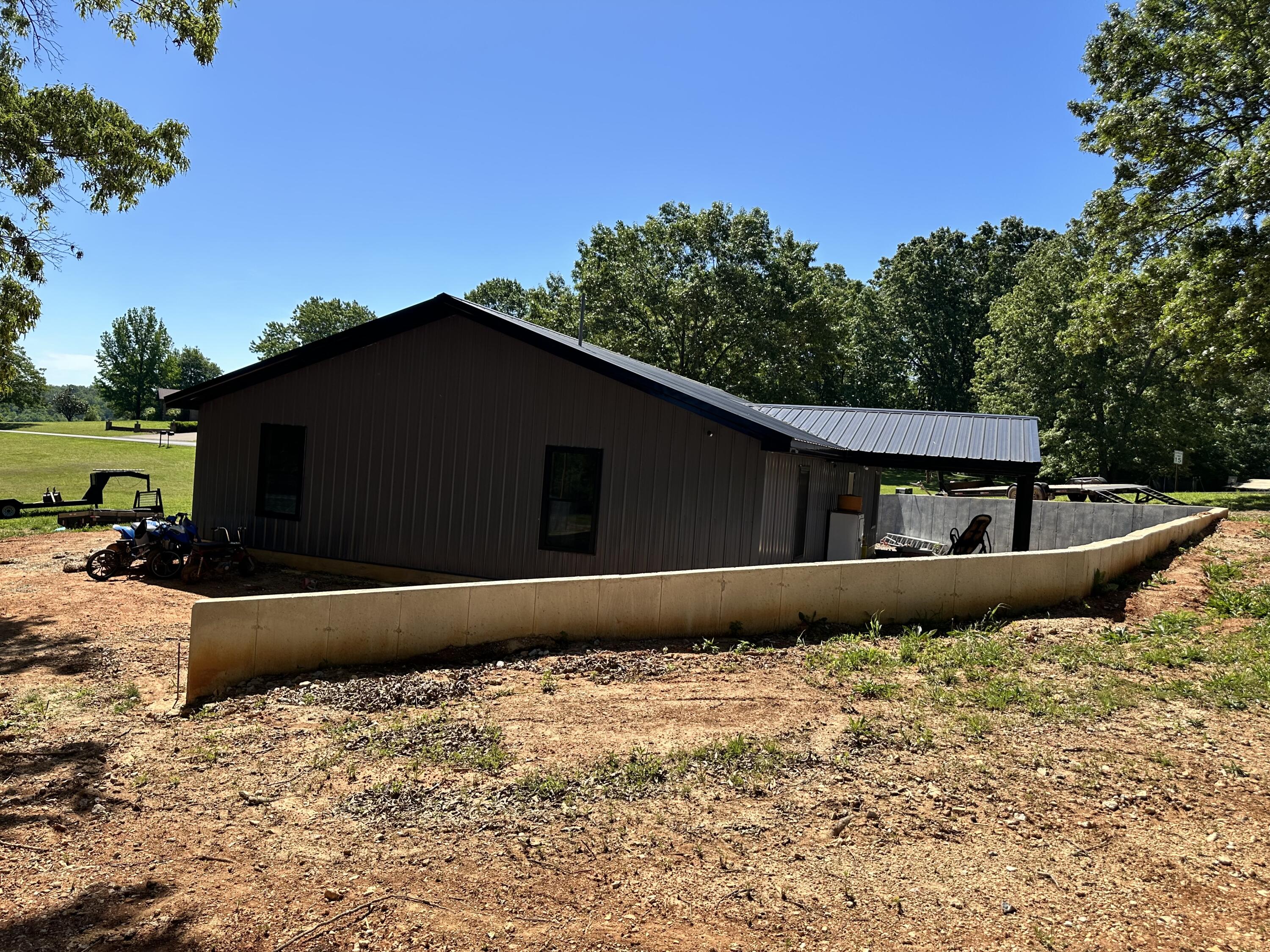 Photo 4 - Residential for sale – 109  Tucker Creek Road  Alton, MO