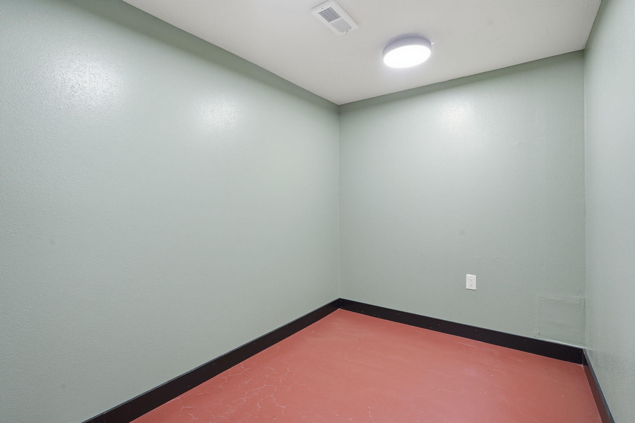 Photo 13 - Commercial Sale for sale – 2240 N Grant Avenue  Springfield, MO