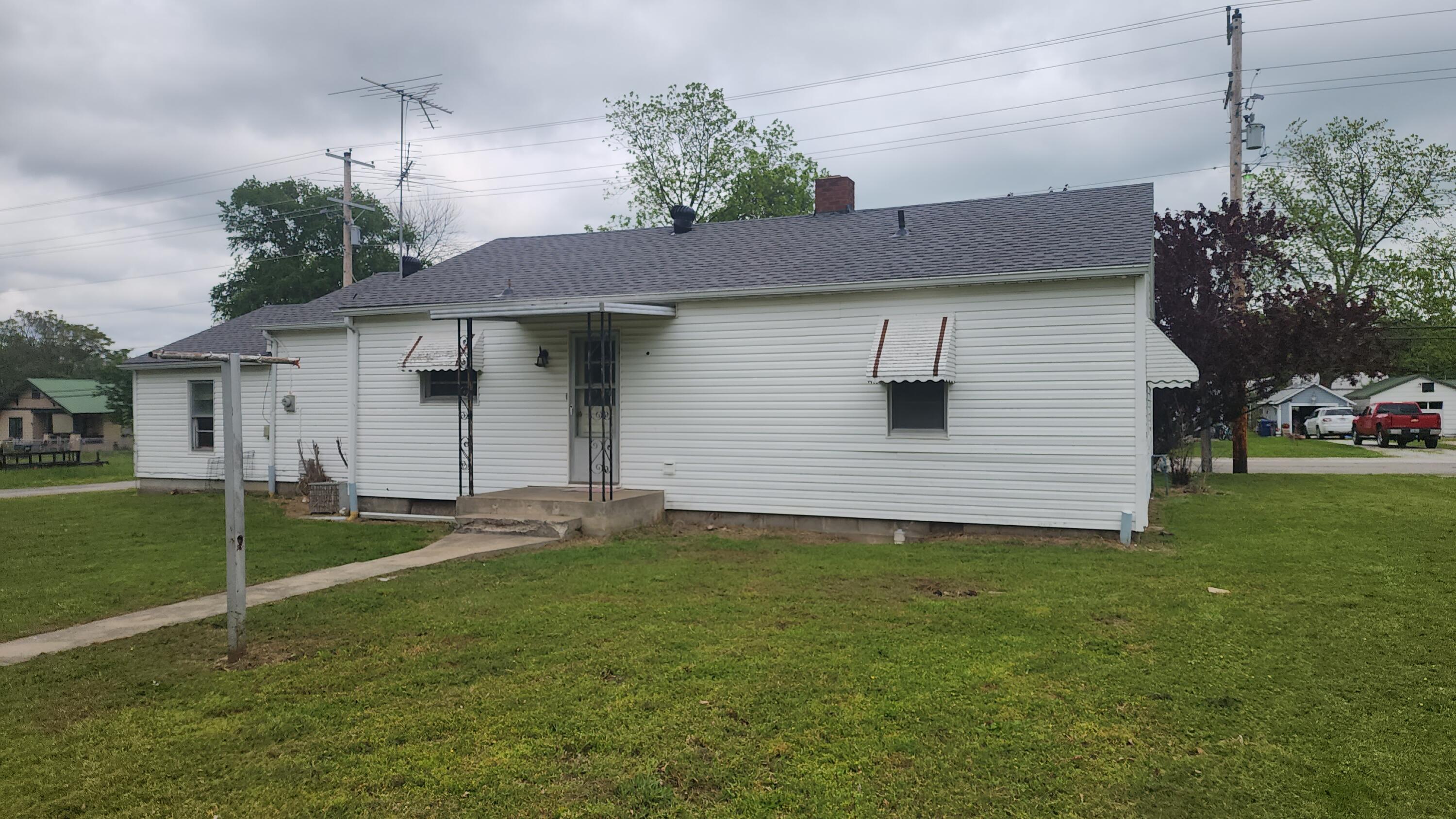 Photo 2 - Residential for sale – 207 N Lilly Street  Greenfield, MO