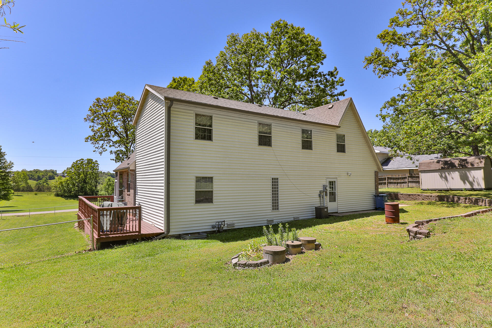 Photo 38 - Residential for sale – 137  Hillside Loop  Marshfield, MO