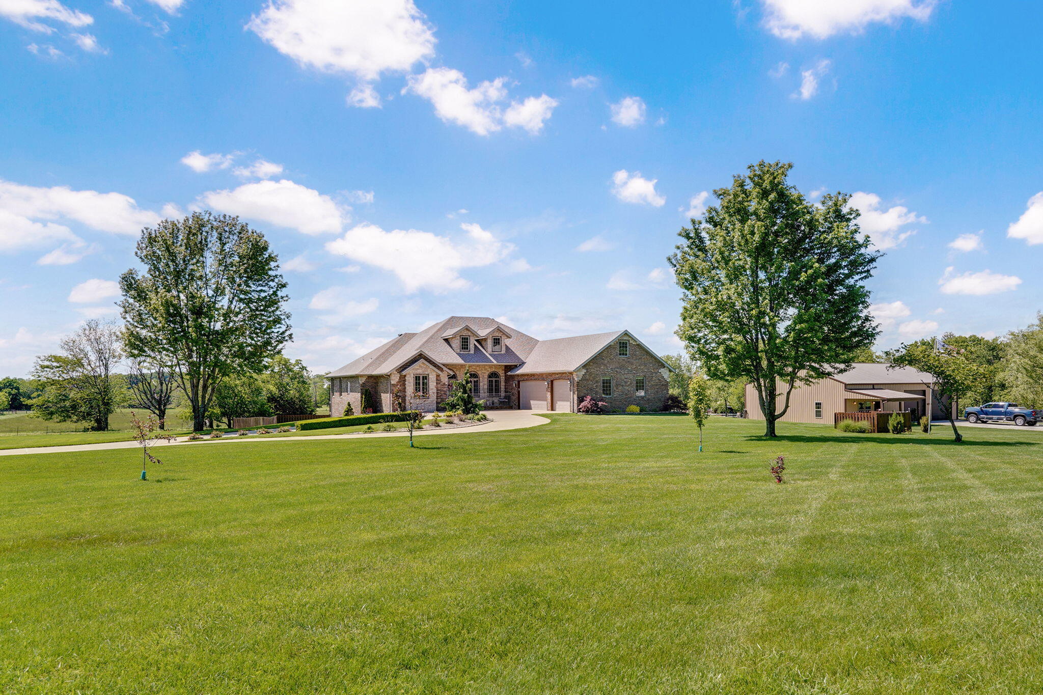 Photo 99 - Residential for sale – 5609 N Farm Road 183   Springfield, MO