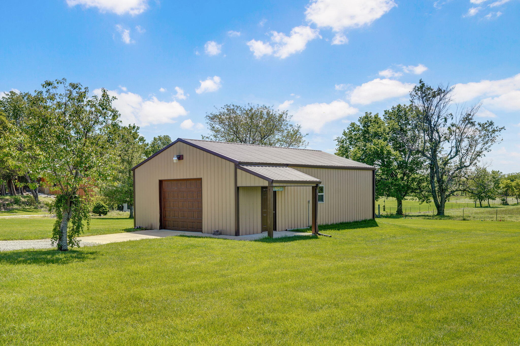 Photo 89 - Residential for sale – 5609 N Farm Road 183   Springfield, MO