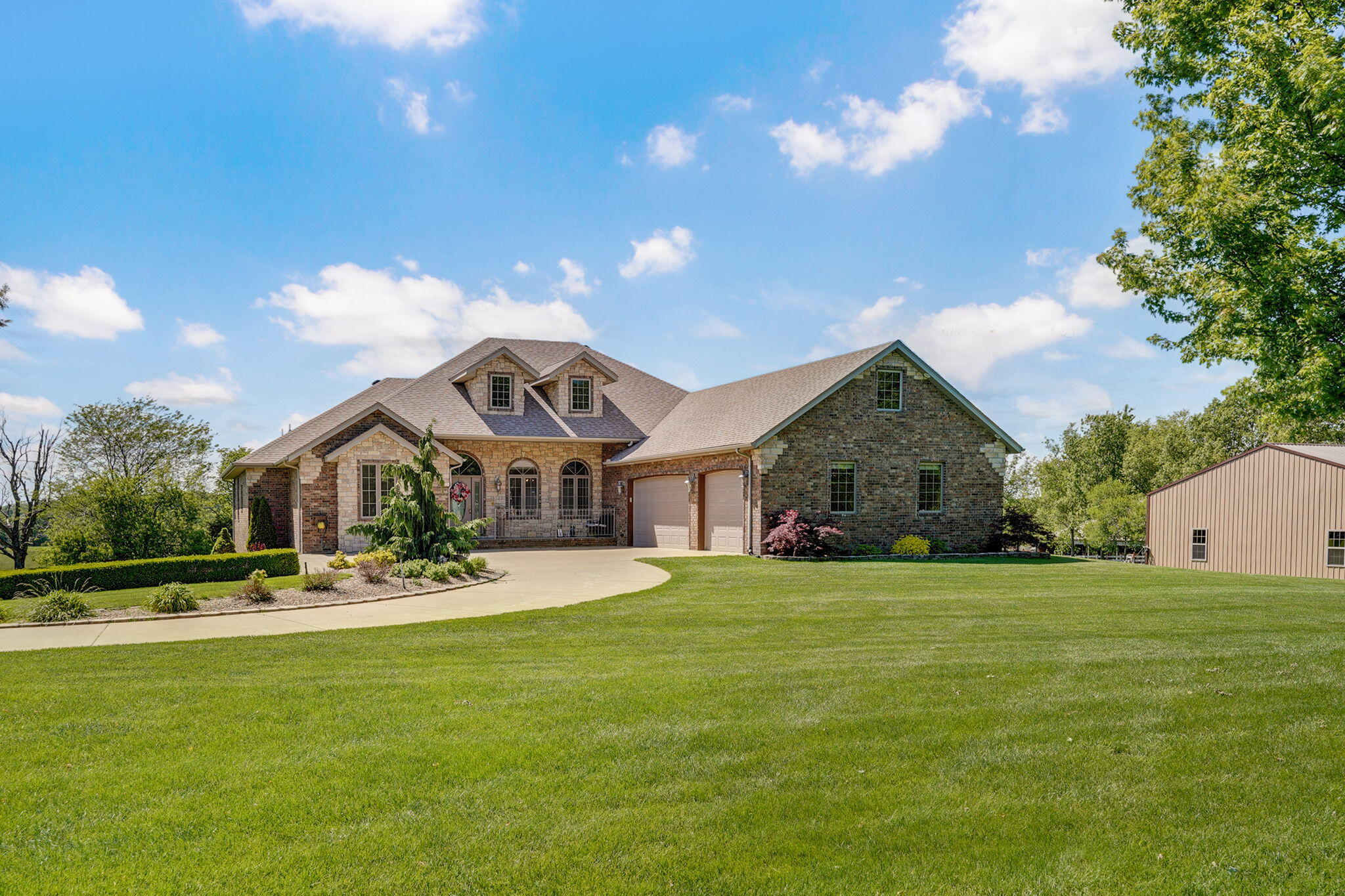 Photo 98 - Residential for sale – 5609 N Farm Road 183   Springfield, MO