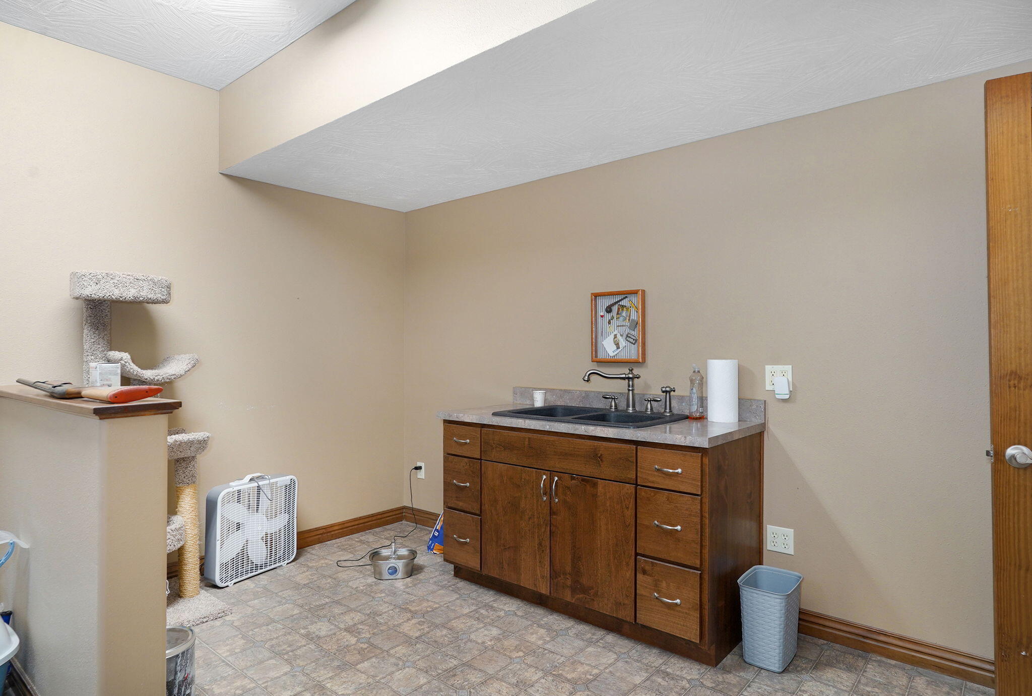 Photo 54 - Residential for sale – 5609 N Farm Road 183   Springfield, MO