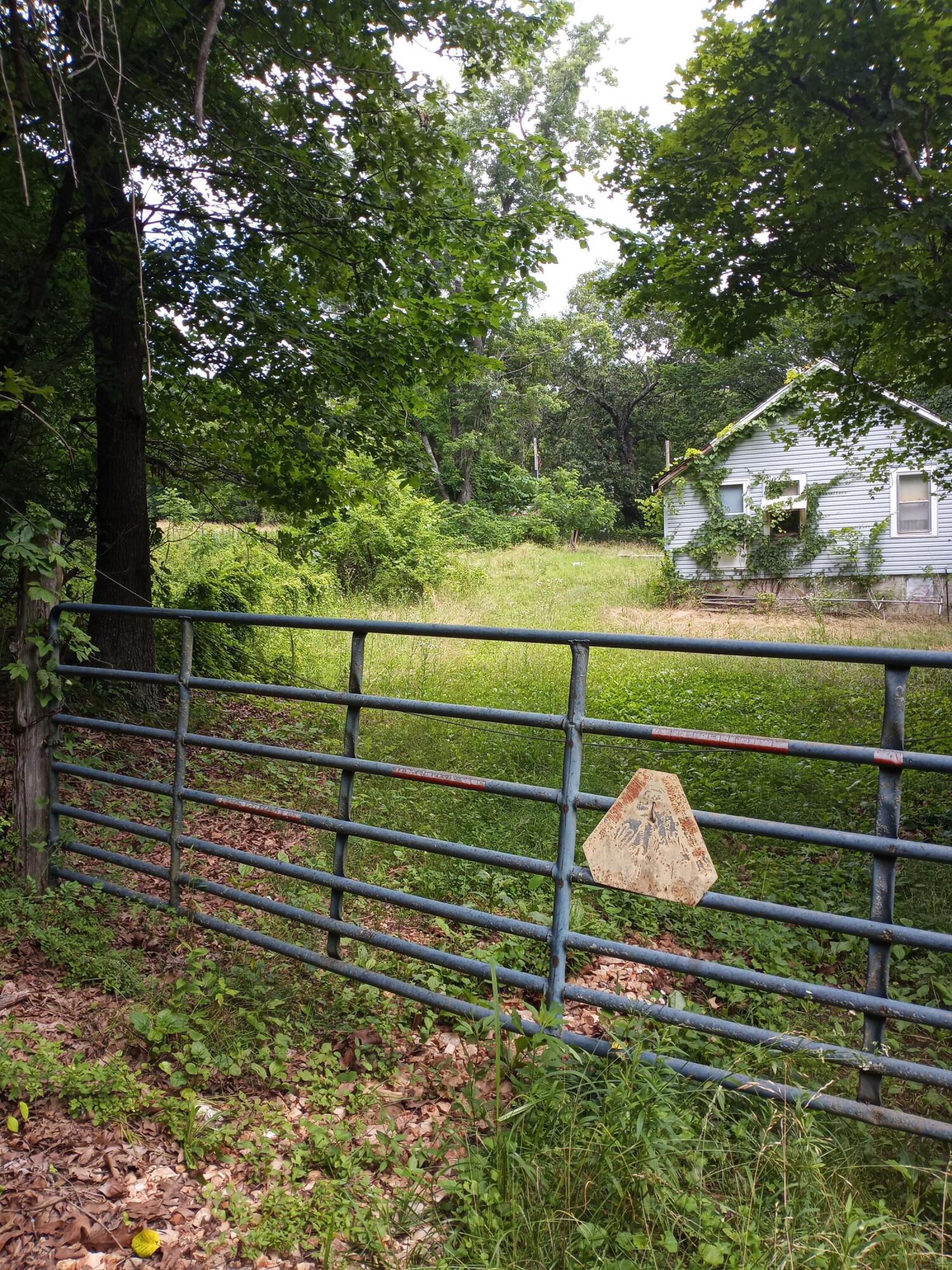 Photo 2 - Land for sale – 15734  Farm Road 2140   Cassville, MO