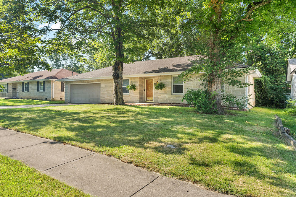 Photo 4 - Residential for sale – 2648 E Grand Street  Springfield, MO