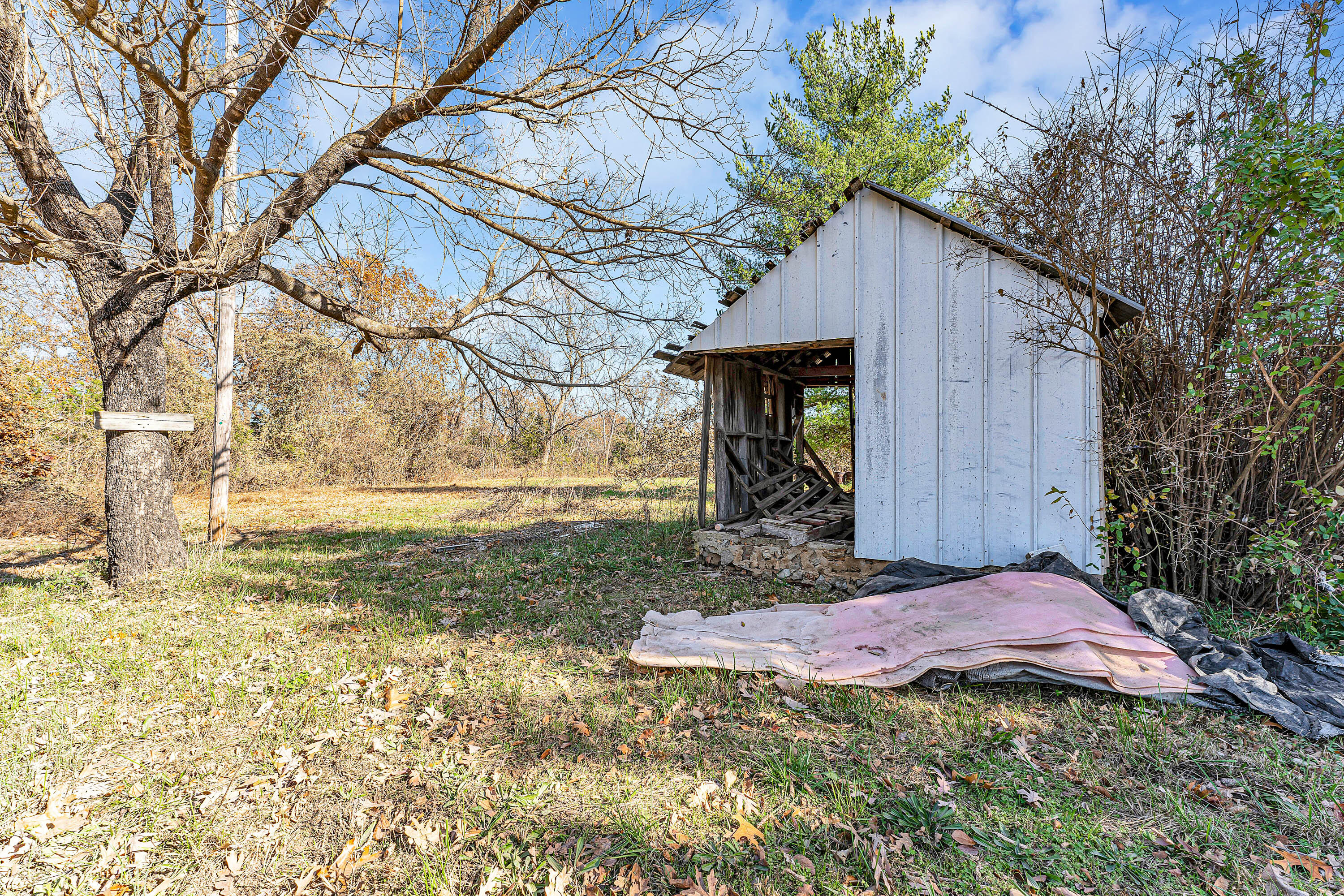 Photo 15 - Residential for sale – 7800  St George Road  Hartville, MO