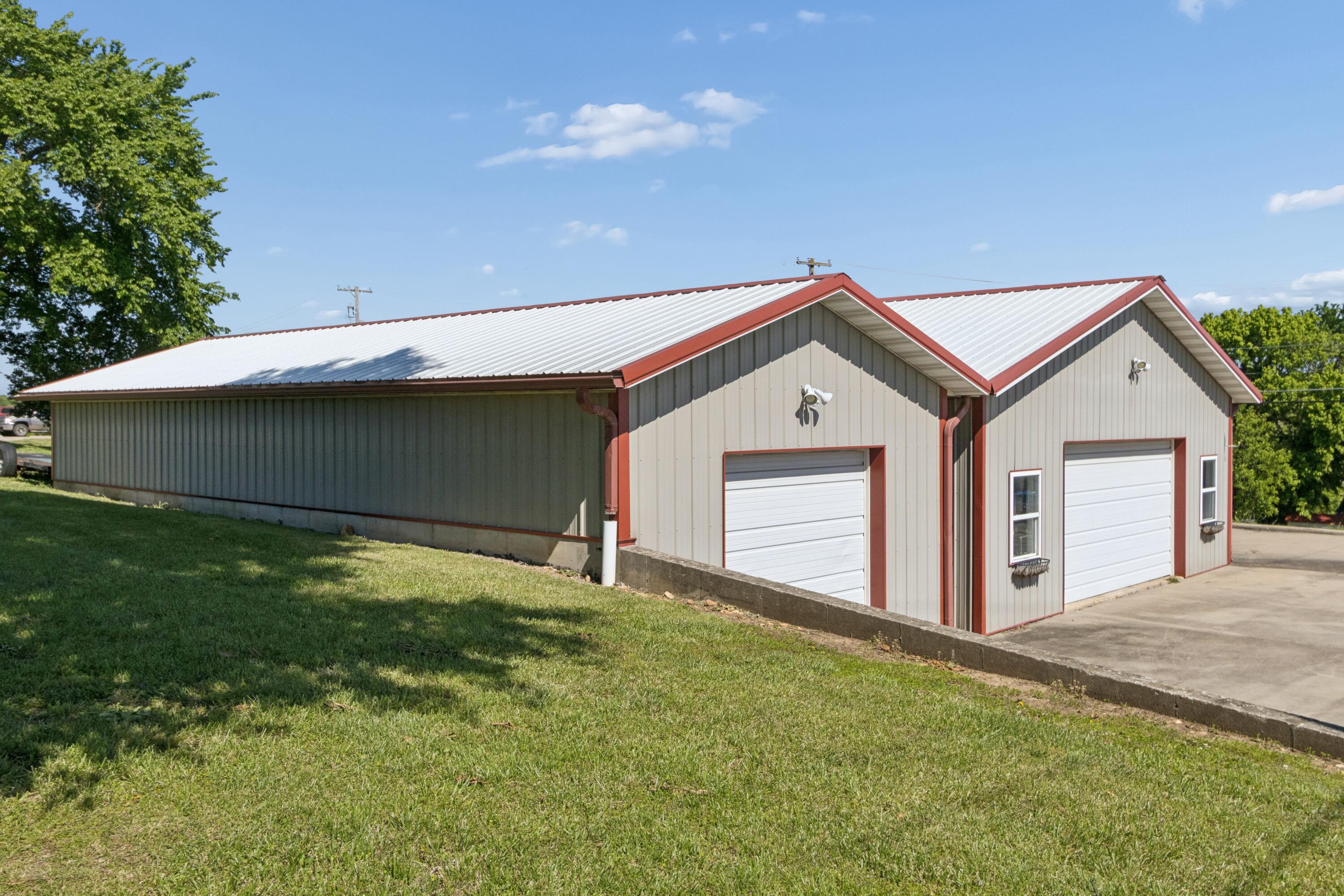 Photo 3 - Commercial Sale for sale – 101 S High Street  Stockton, MO