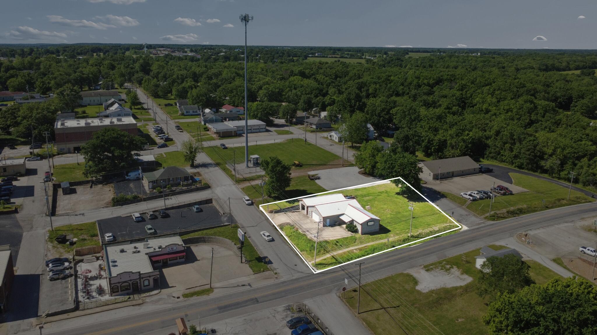 Photo 16 - Commercial Sale for sale – 101 S High Street  Stockton, MO