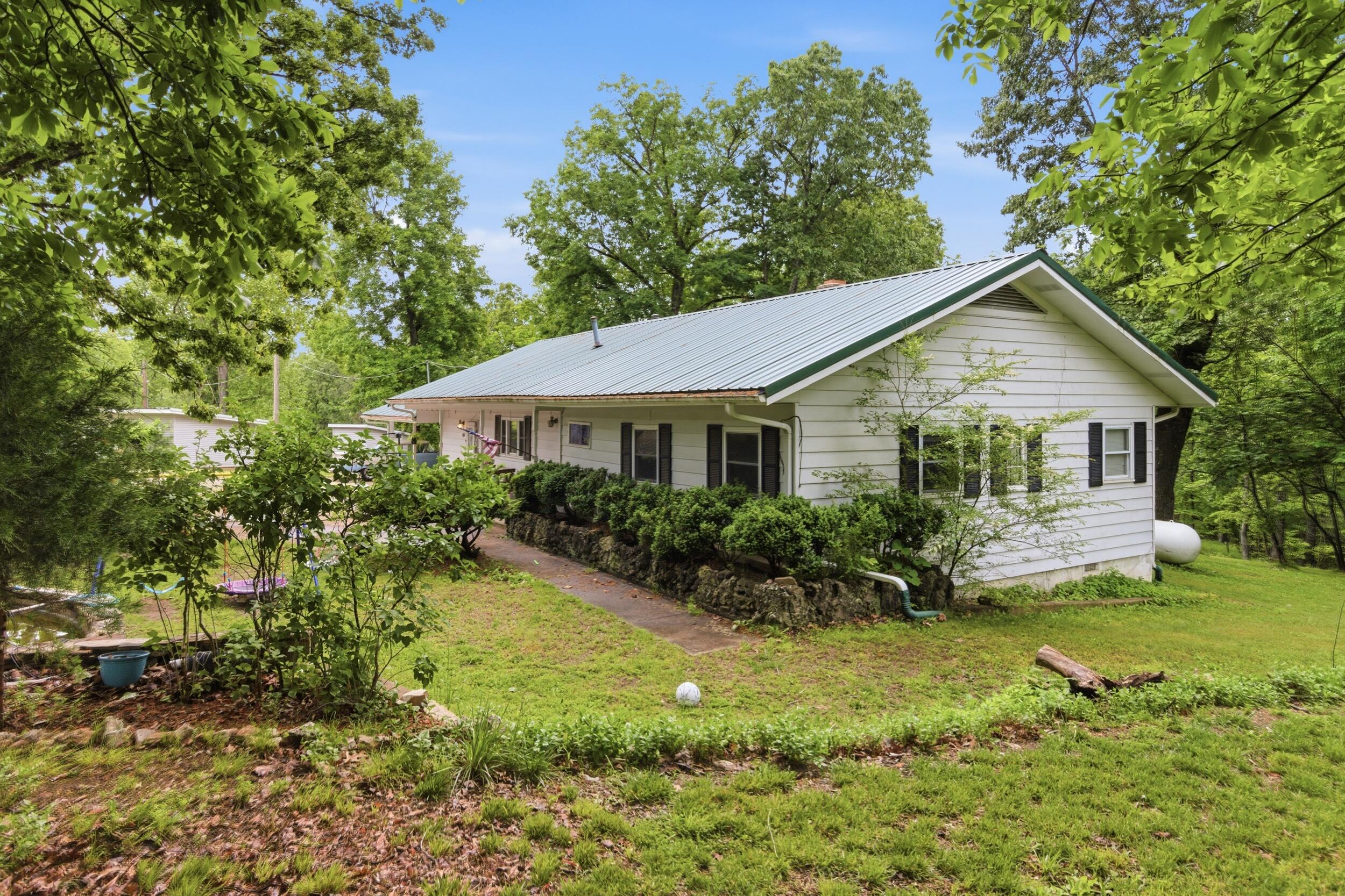 Photo 4 - Commercial Sale for sale – 34  Indian Oaks Drive  Isabella, MO