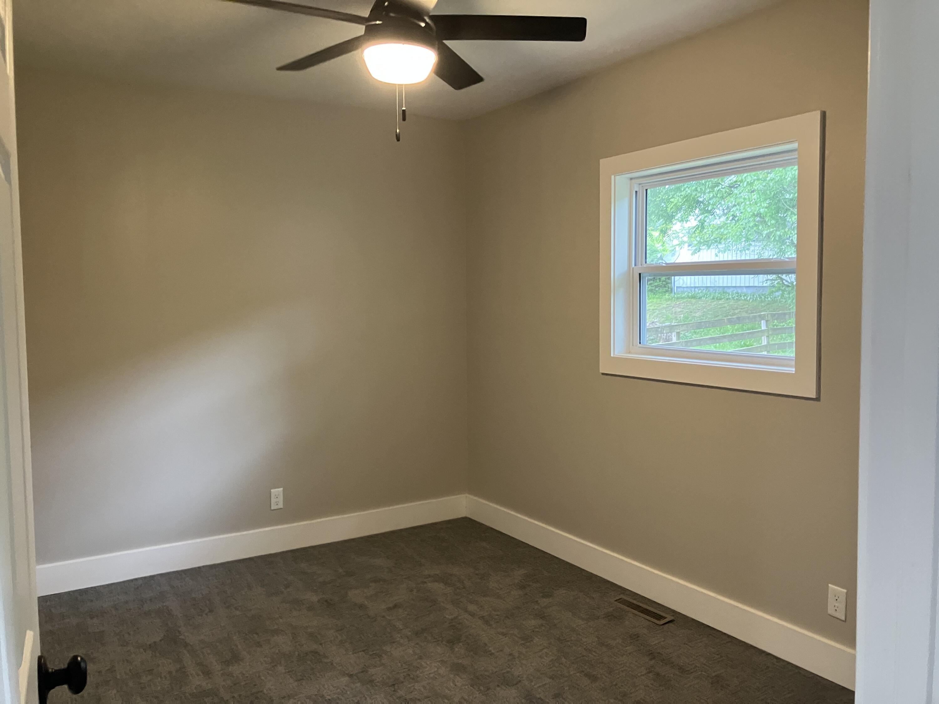 Photo 29 - Residential for sale – 509 E Freeman Street  Bolivar, MO