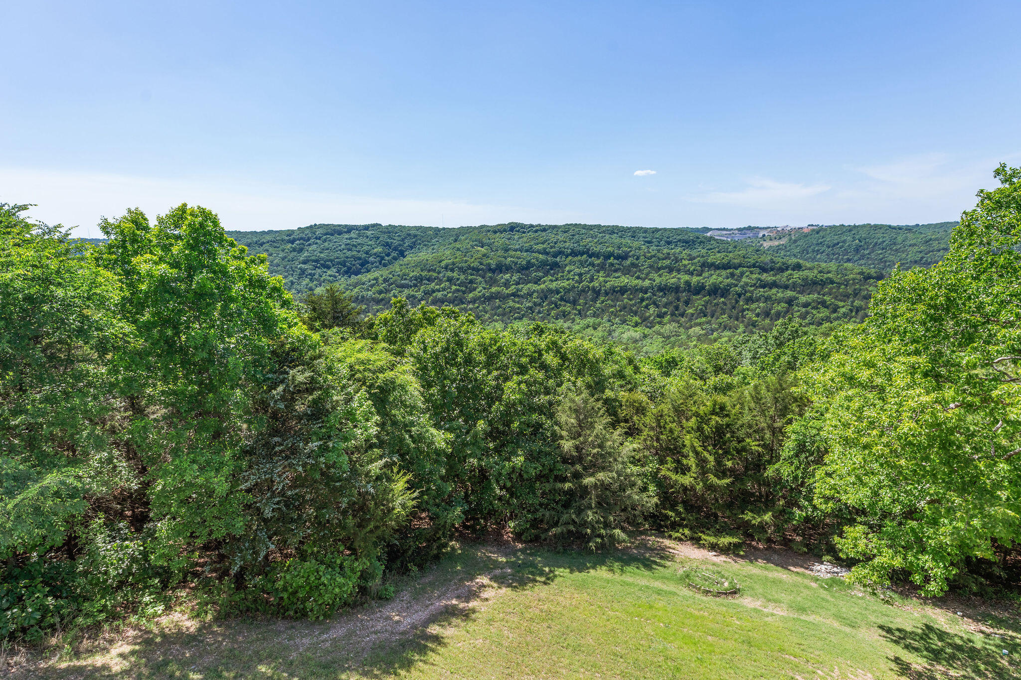 Photo 15 - Residential for sale – 139  Wolf Trail  Hollister, MO