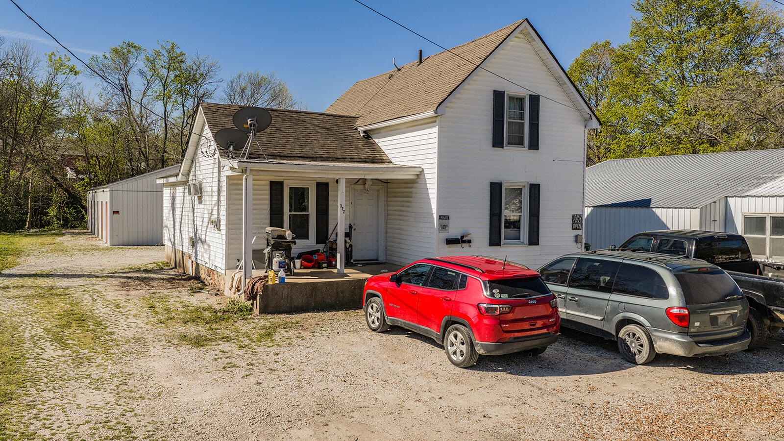 Photo 2 - Commercial Sale for sale – 322 W Madison Street  Bolivar, MO