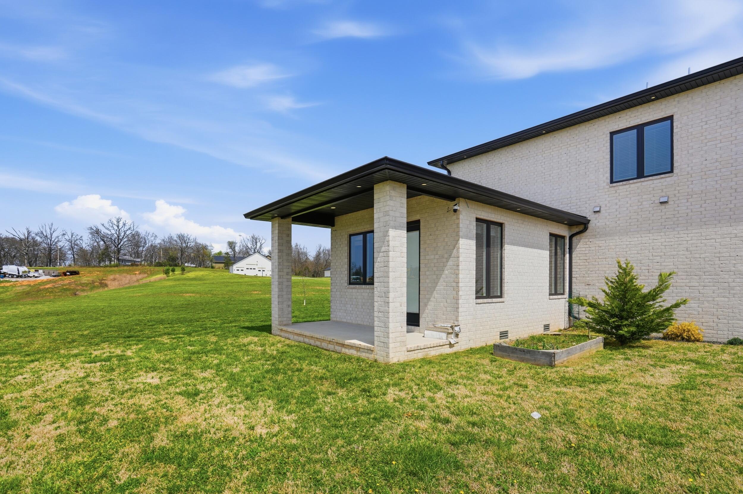 Photo 48 - Residential for sale – 1539 S Millridge Court  Nixa, MO