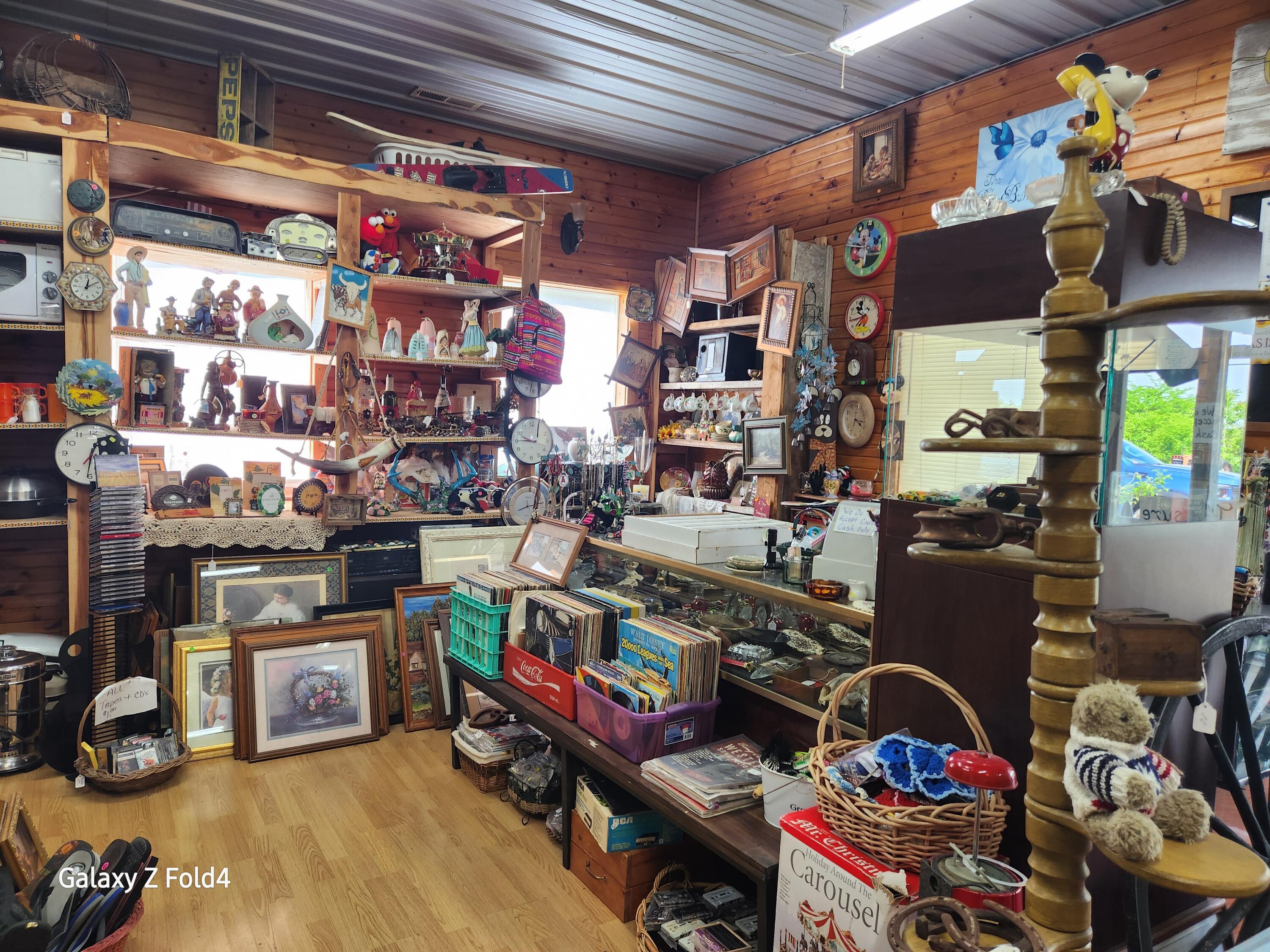 Photo 4 - Commercial Sale for sale – 12719  Us Highway 65   Cross Timbers, MO