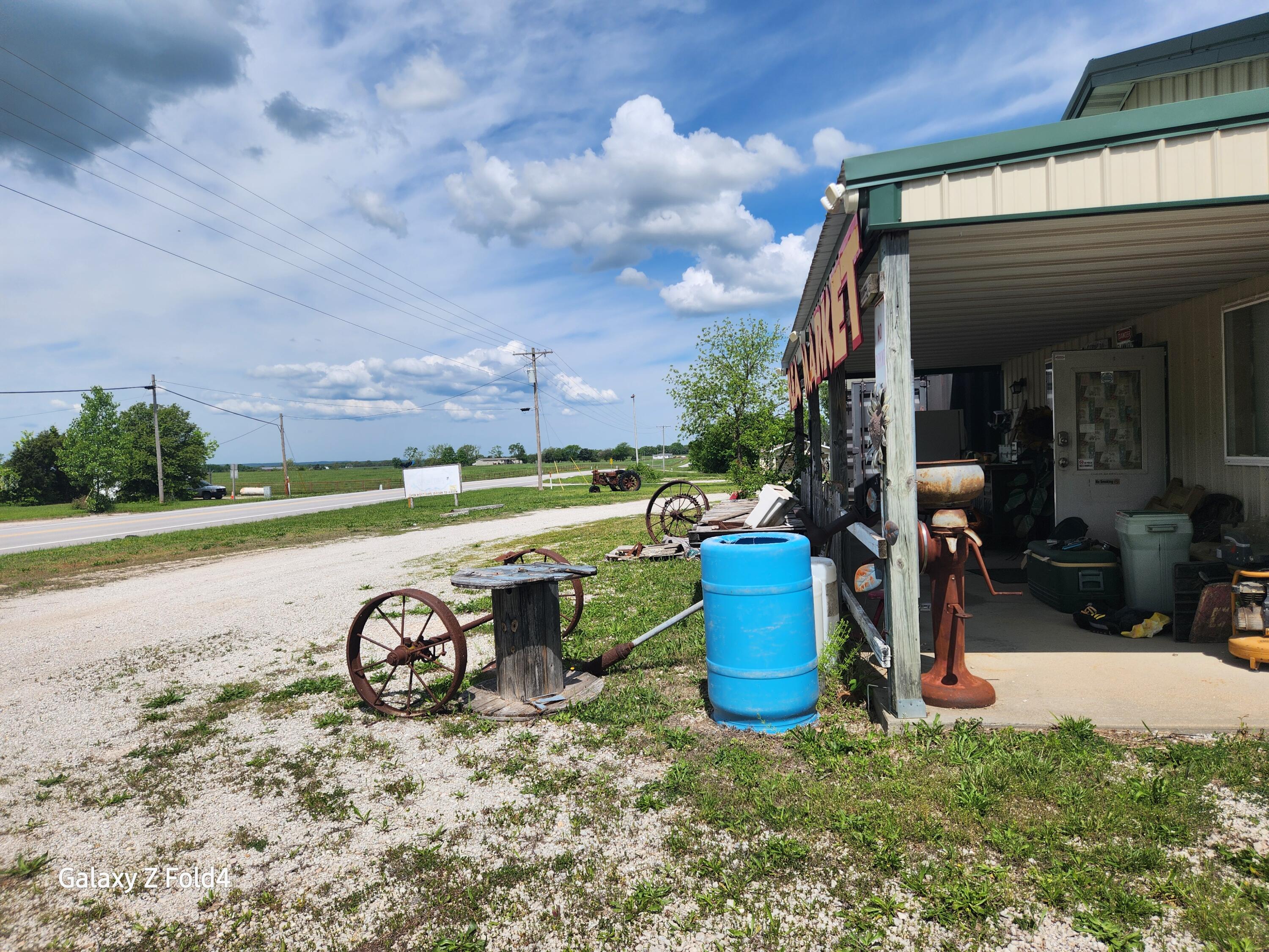 Photo 16 - Commercial Sale for sale – 12719  Us Highway 65   Cross Timbers, MO