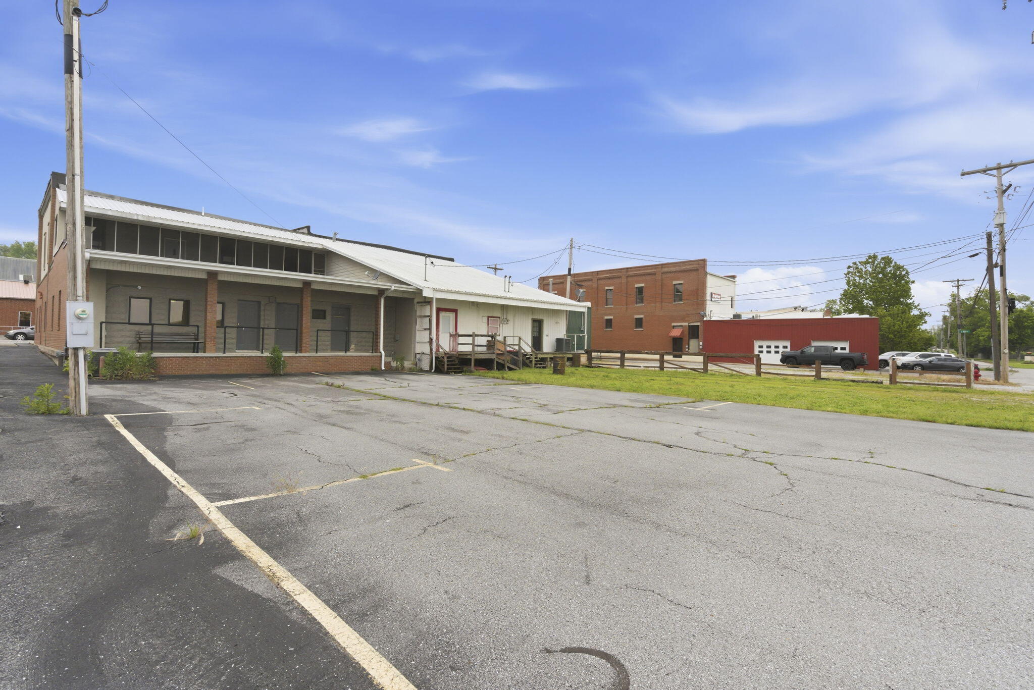 Photo 30 - Commercial Sale for sale – 805  Main Street  Cassville, MO