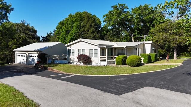 Photo 2 - Residential for sale – 32  Ledgestone Road  Shell Knob, MO