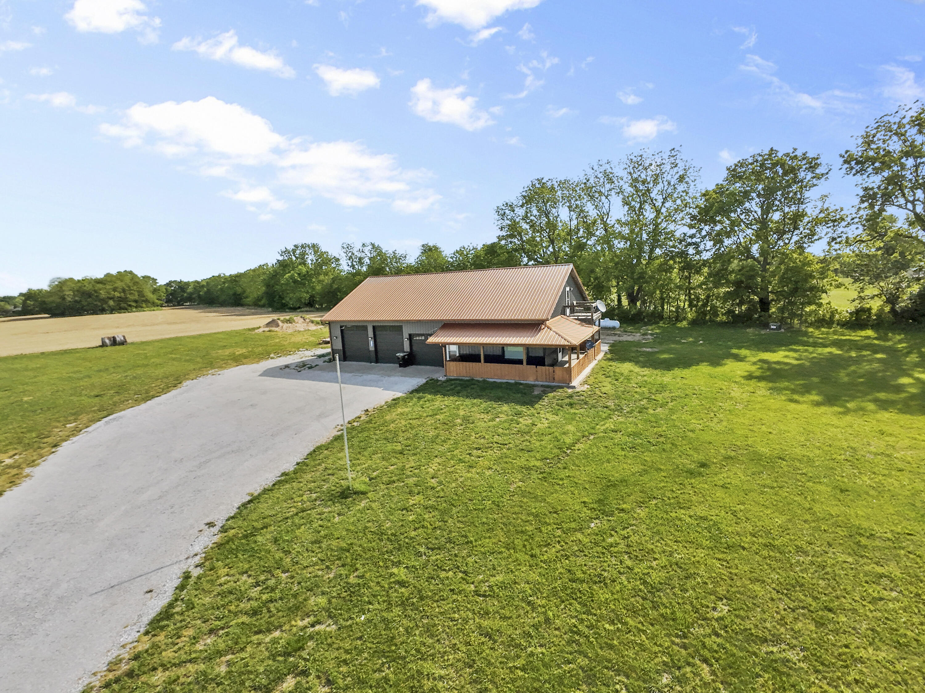Photo 5 - Residential for sale – 8957 W Farm Road 194   Republic, MO
