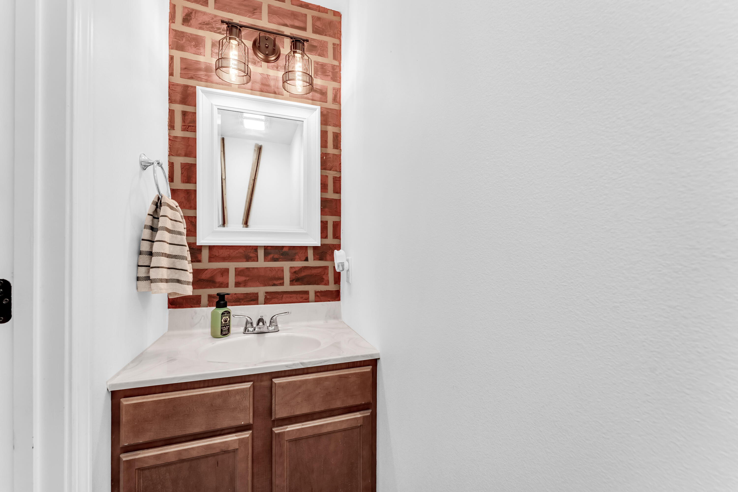 Photo 7 - Residential for sale – 209  Blunk Terrace  Forsyth, MO