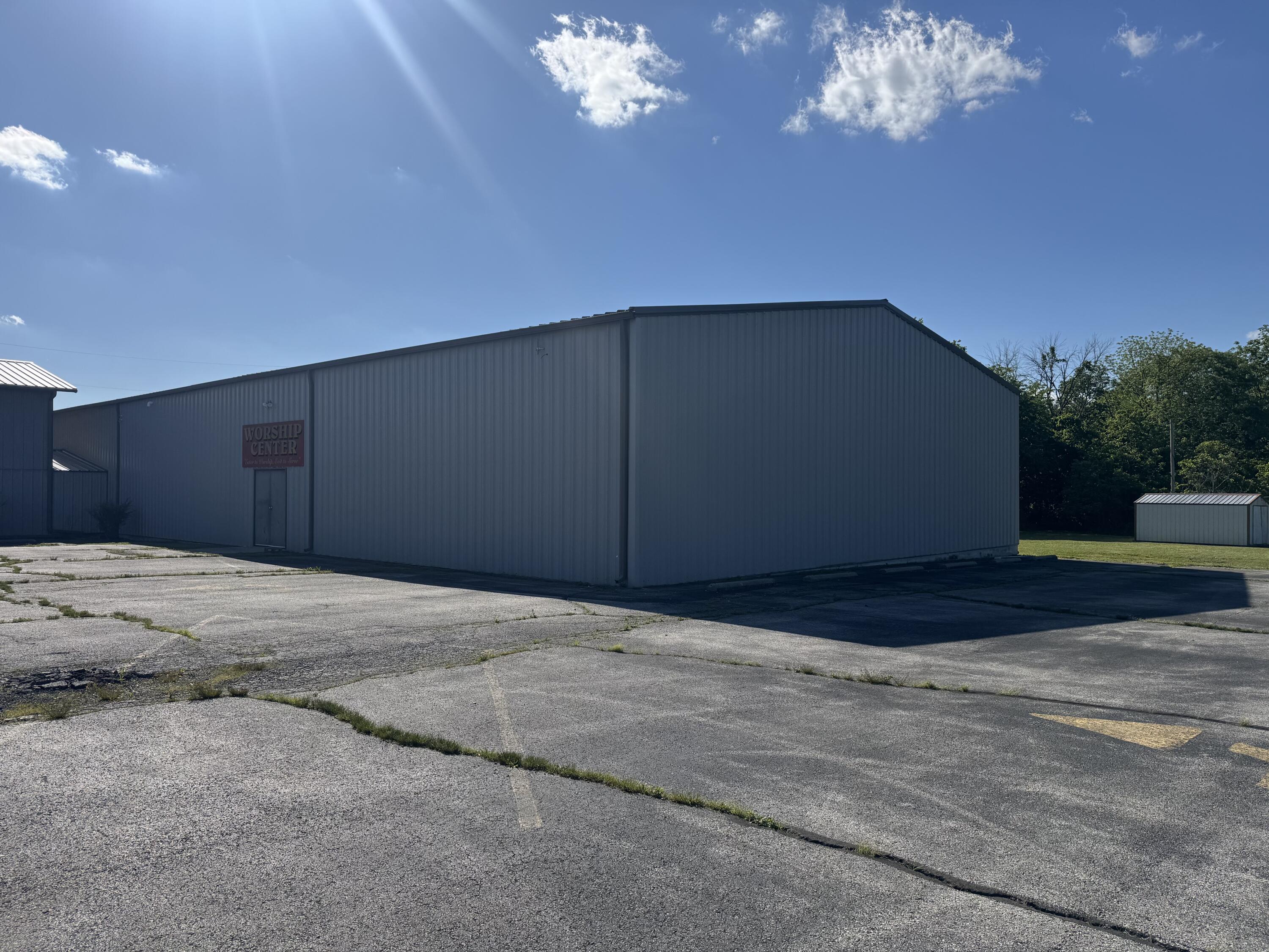 Photo 4 - Commercial Sale for sale – 18715  Hyacinth Road  Carthage, MO