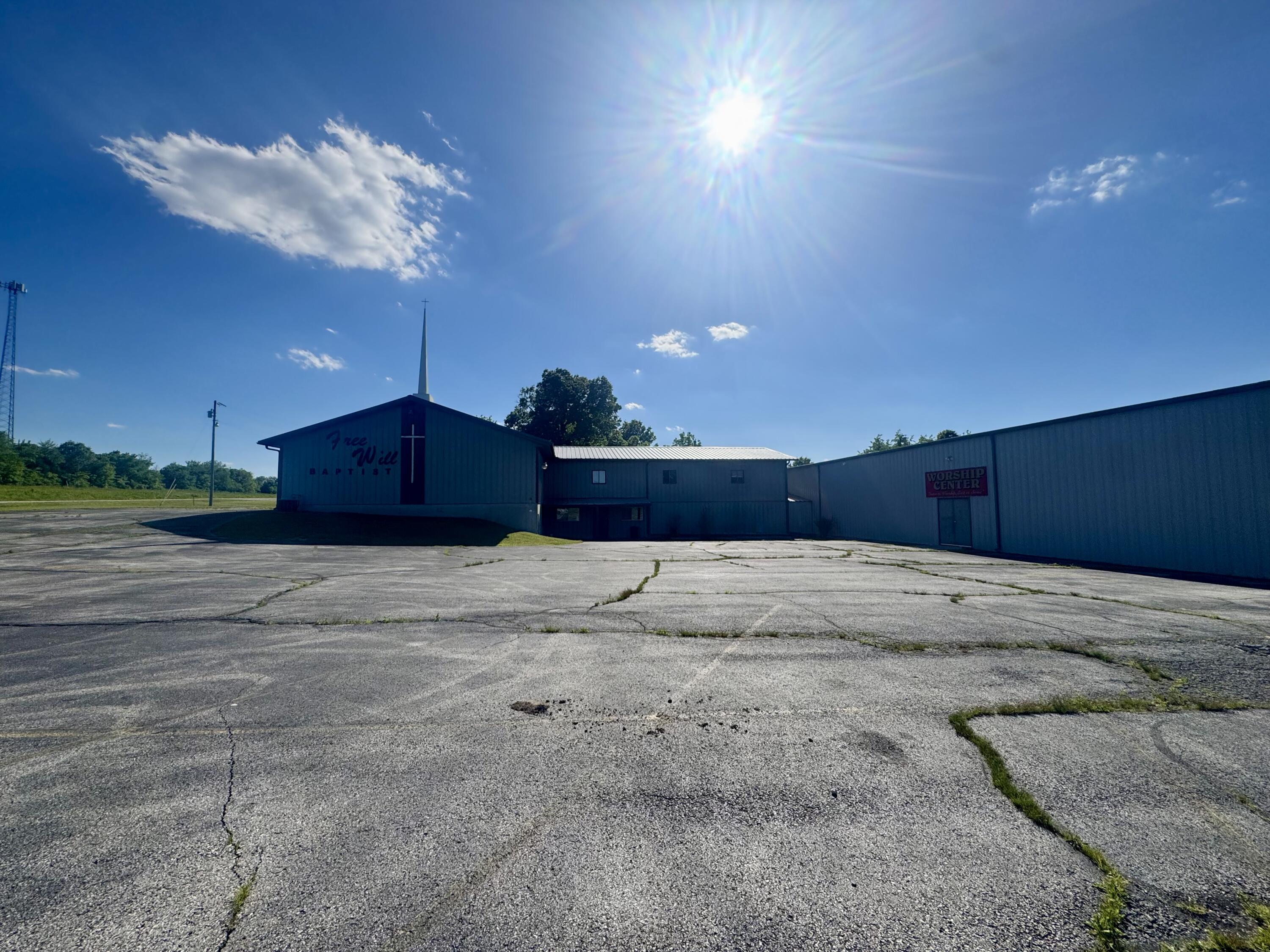 Commercial Sale for sale – 18715  Hyacinth Road  Carthage, MO