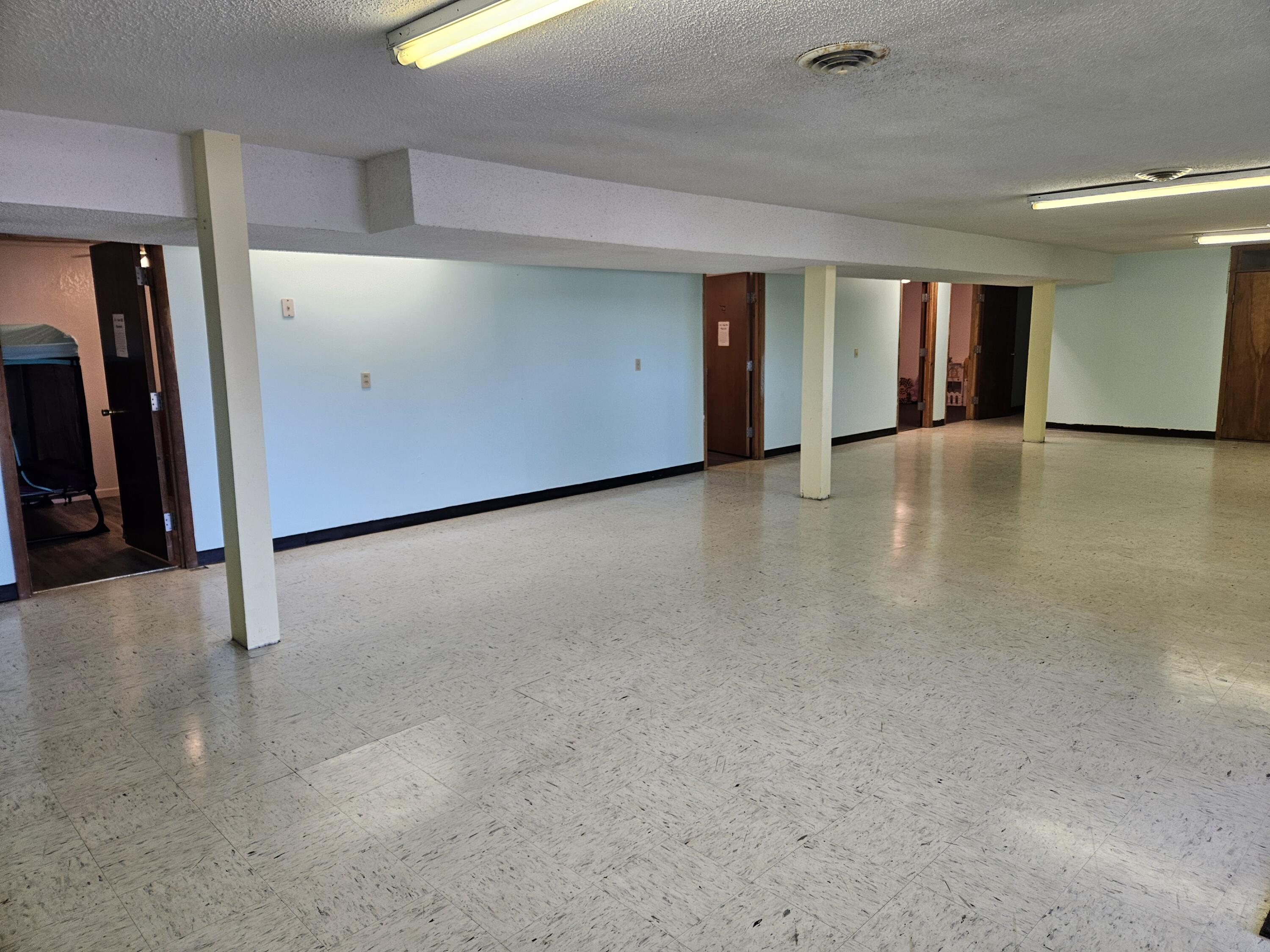 Photo 20 - Commercial Sale for sale – 18715  Hyacinth Road  Carthage, MO