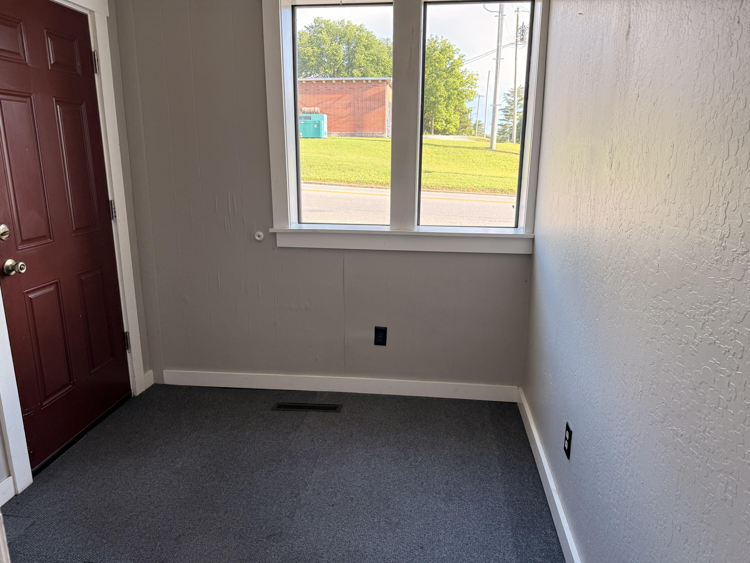 Photo 9 - Commercial Lease for sale – 117 W 60 Highway  Granby, MO