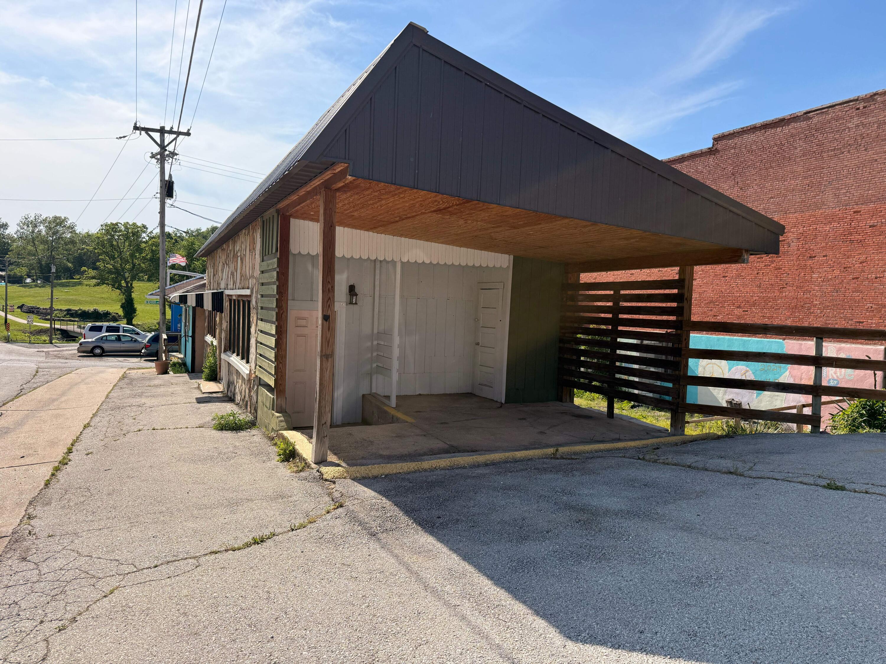 Photo 2 - Commercial Lease for sale – 117 W 60 Highway  Granby, MO