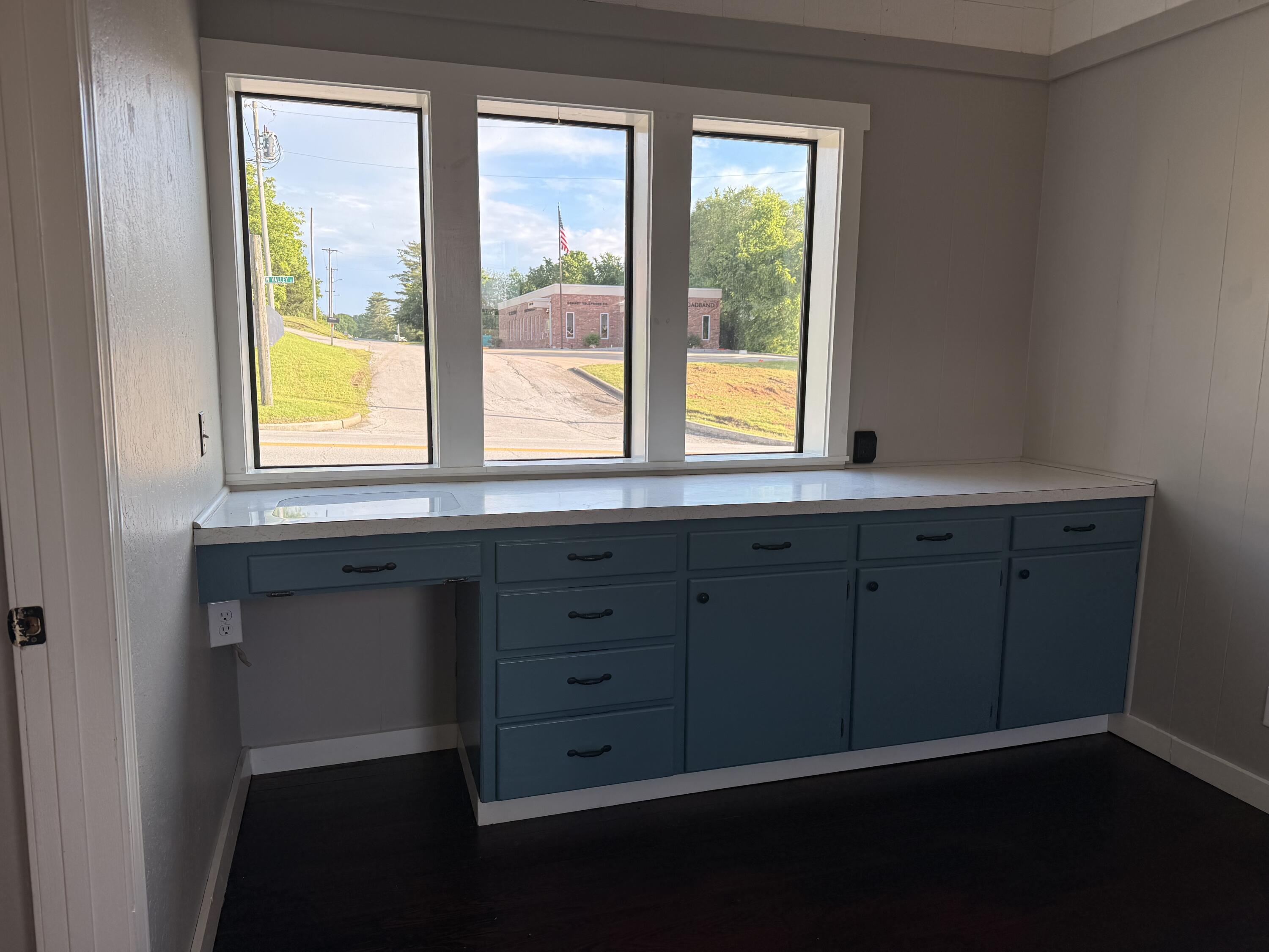 Photo 5 - Commercial Lease for sale – 117 W 60 Highway  Granby, MO