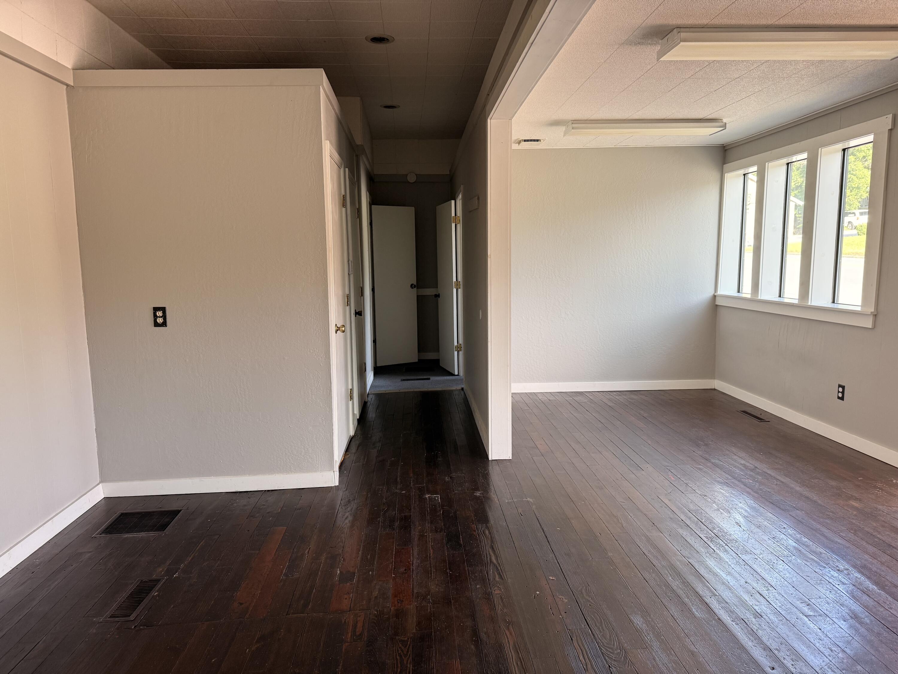 Photo 8 - Commercial Lease for sale – 117 W 60 Highway  Granby, MO