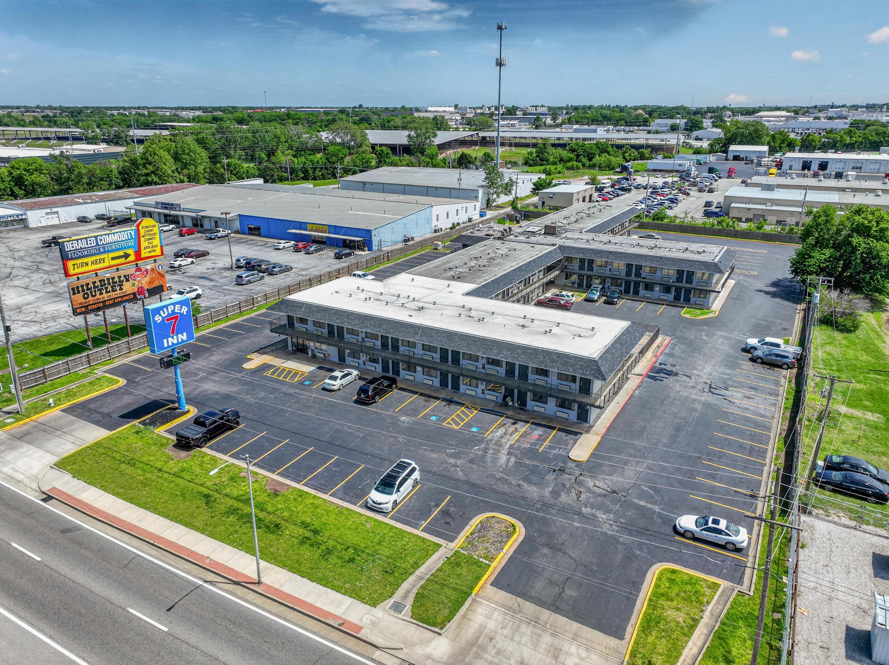 Photo 40 - Commercial Sale for sale – 3031 S Rangeline Road  Joplin, MO