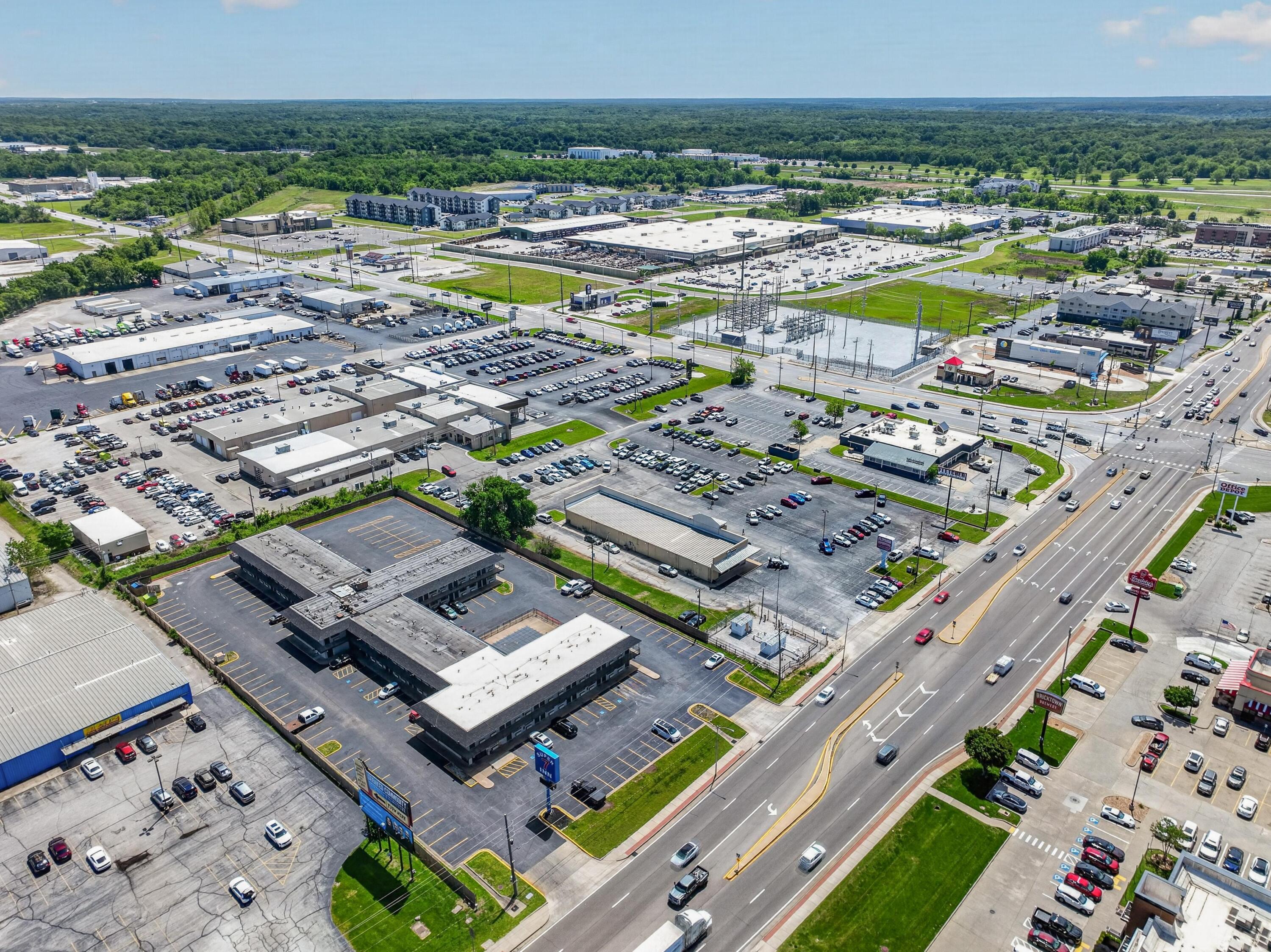 Photo 47 - Commercial Sale for sale – 3031 S Rangeline Road  Joplin, MO