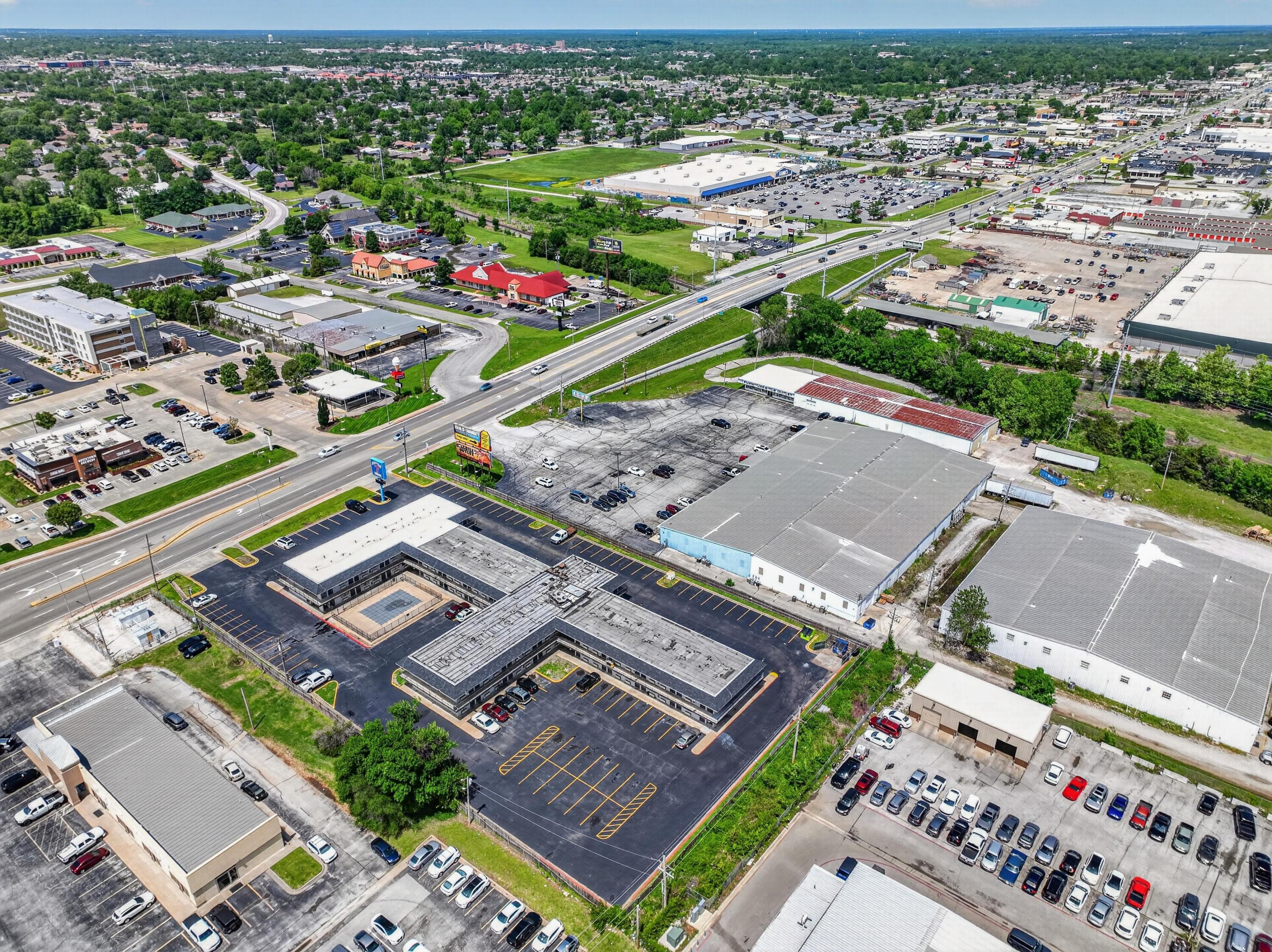 Photo 46 - Commercial Sale for sale – 3031 S Rangeline Road  Joplin, MO