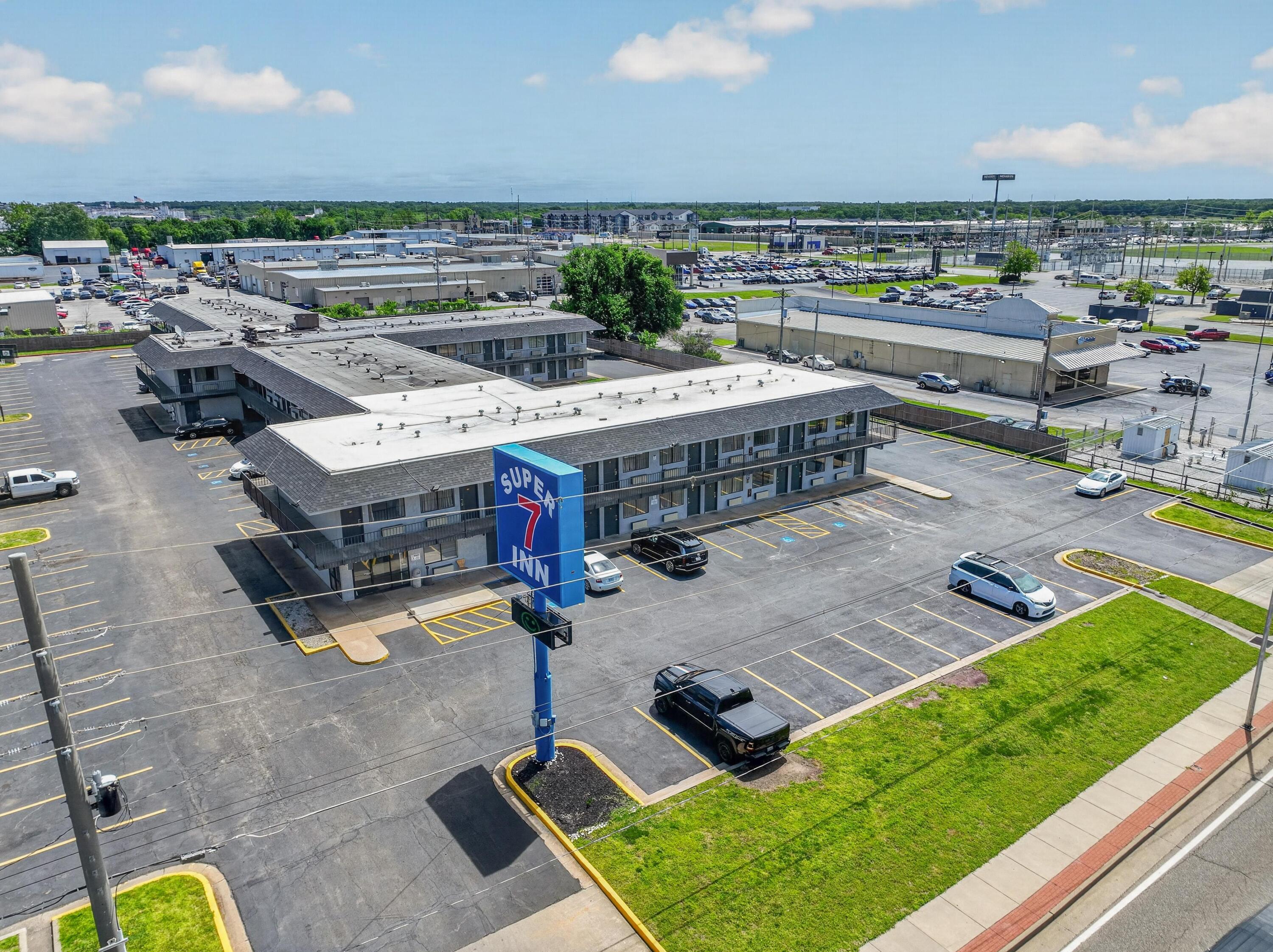 Photo 39 - Commercial Sale for sale – 3031 S Rangeline Road  Joplin, MO