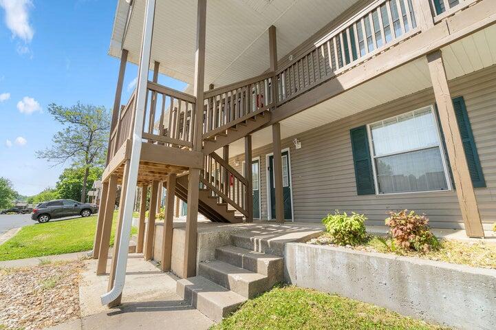 Photo 2 - Residential for sale – 580  Abby Lane  Branson, MO