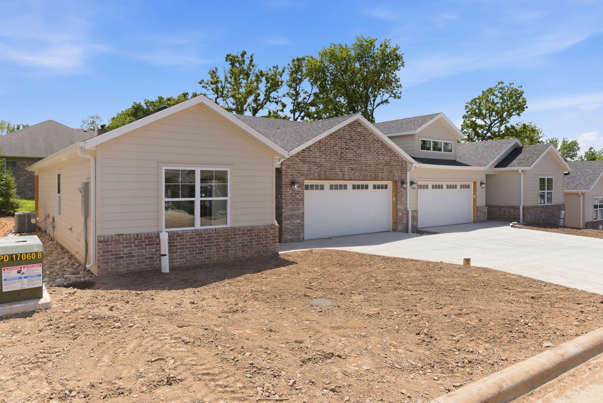 Photo 3 - Residential Lease for sale – 2331 E Olde Ivy Street  Springfield, MO