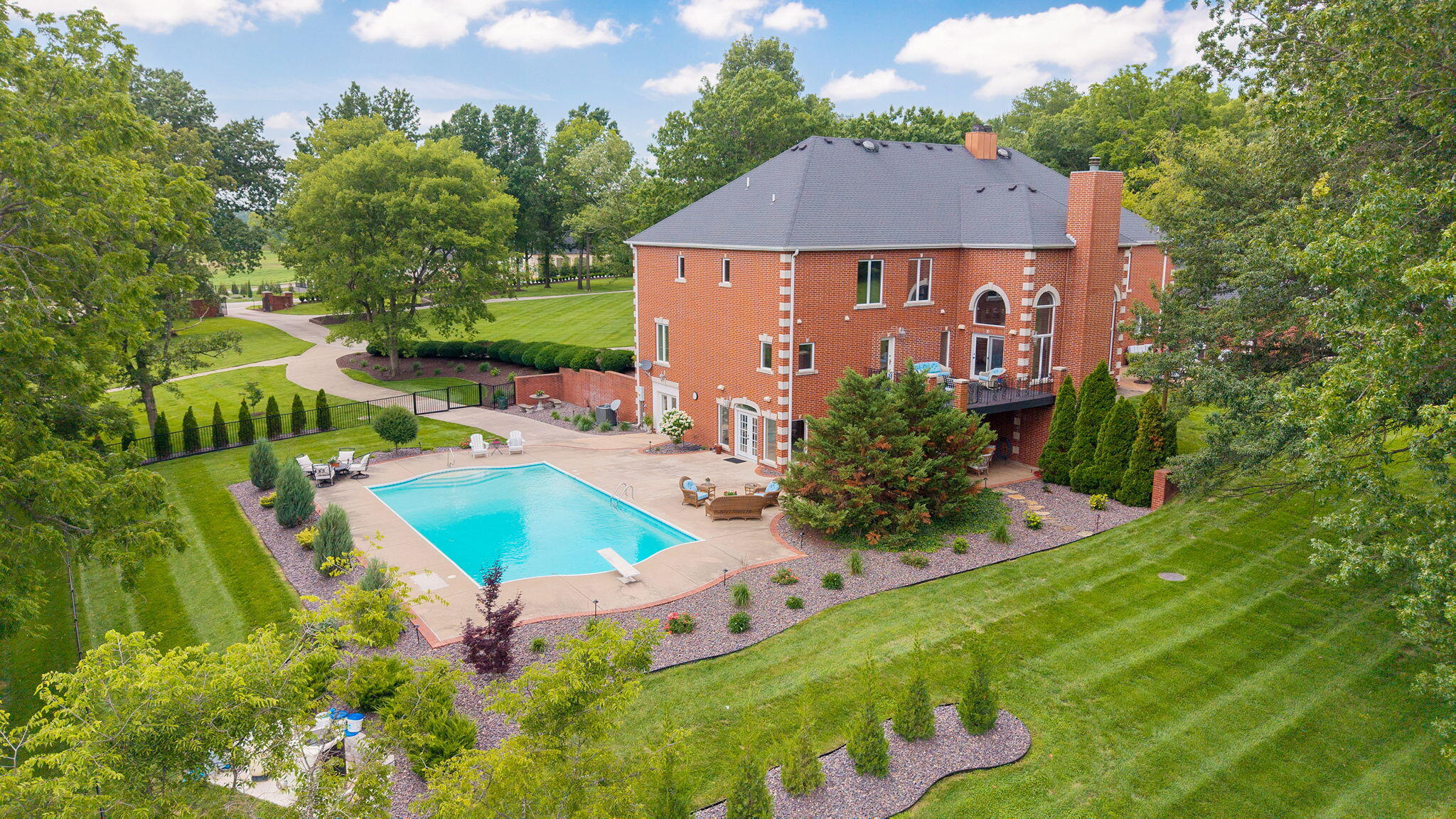 Photo 101 - Residential for sale – 1690 S Royal Drive  Springfield, MO