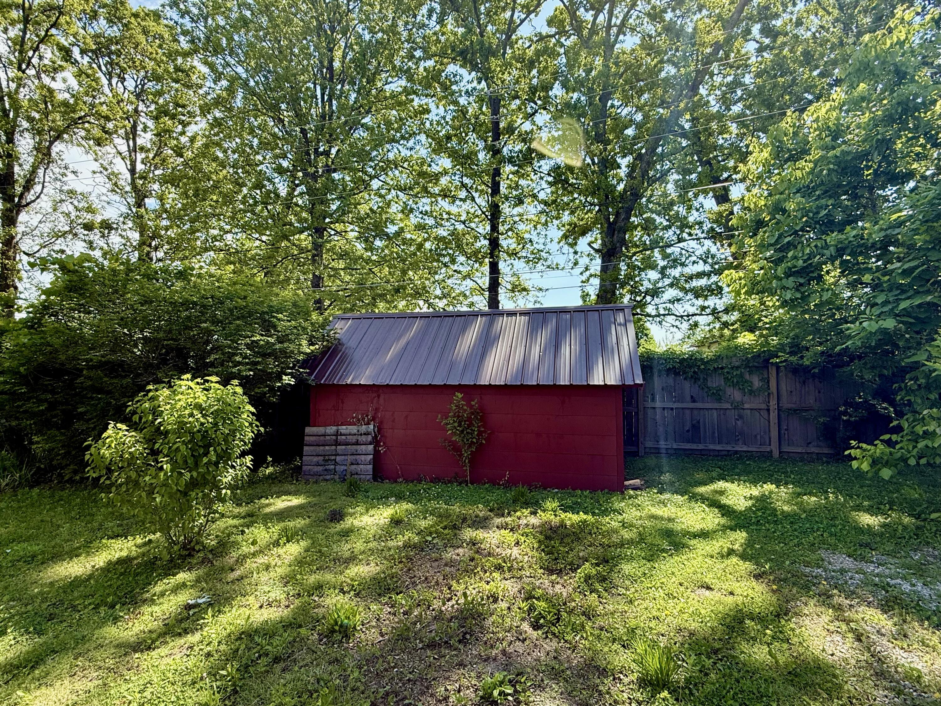 Photo 34 - Residential for sale – 1126 E Crest Drive  Houston, MO