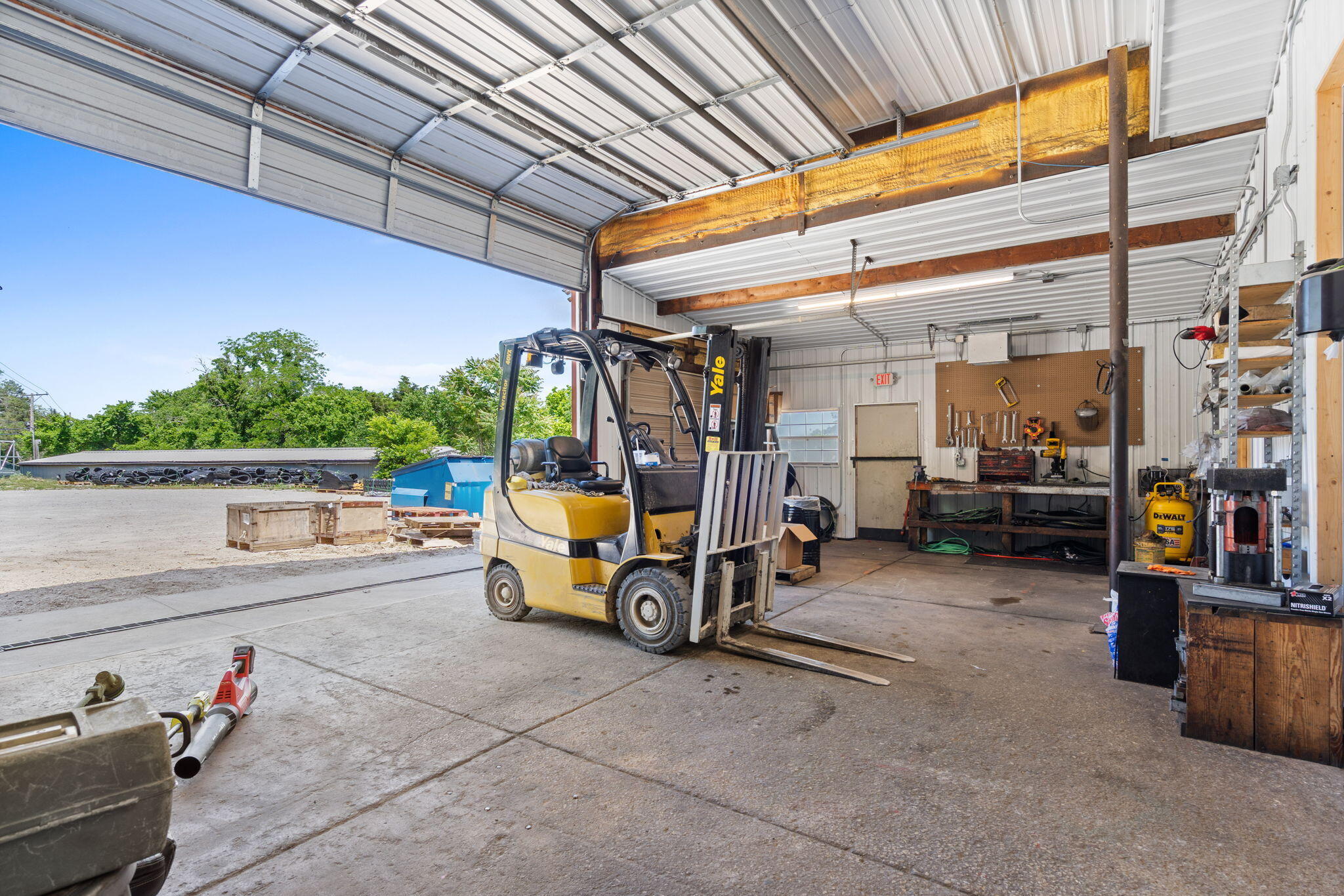 Photo 16 - Commercial Sale for sale – 431  1st Street  Hollister, MO
