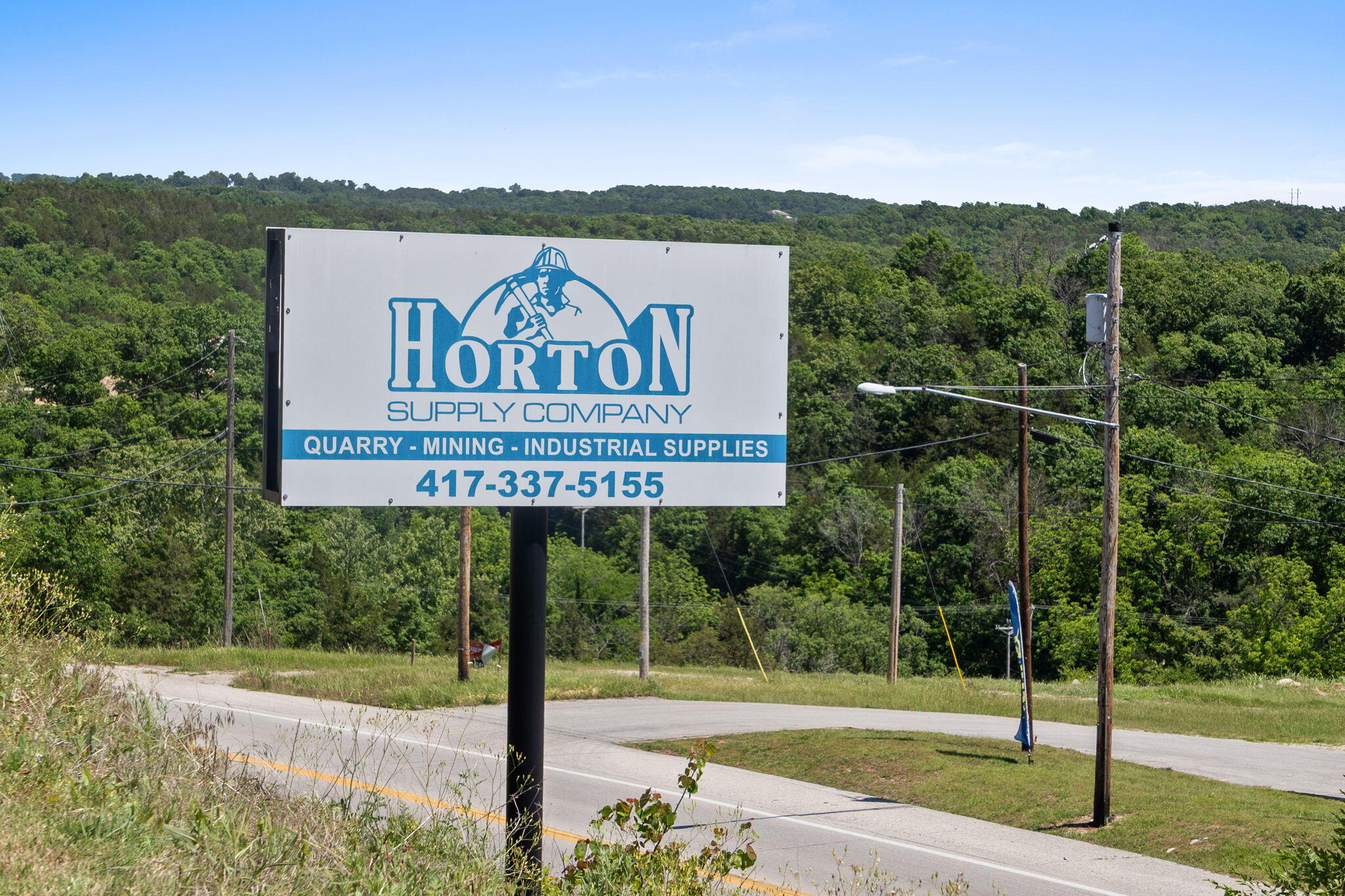 Photo 5 - Commercial Sale for sale – 431  1st Street  Hollister, MO