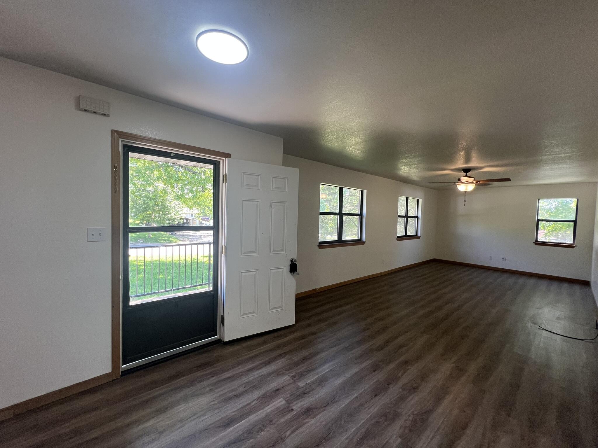 Photo 24 - Residential for sale – 505 N Grand Street  Willow Springs, MO