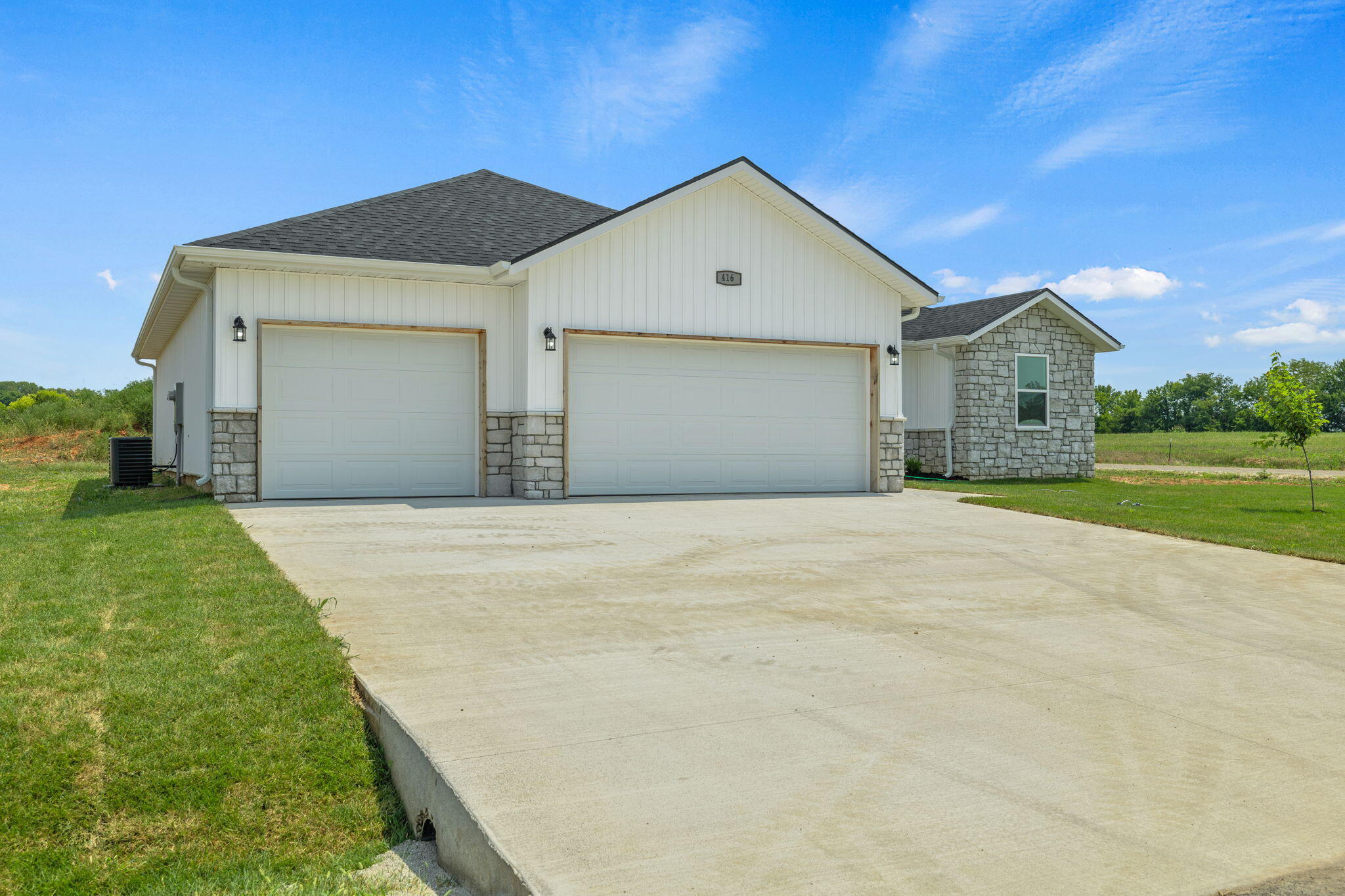 Photo 2 - Residential for sale – 416  Beaver Tail Road  Ash Grove, MO
