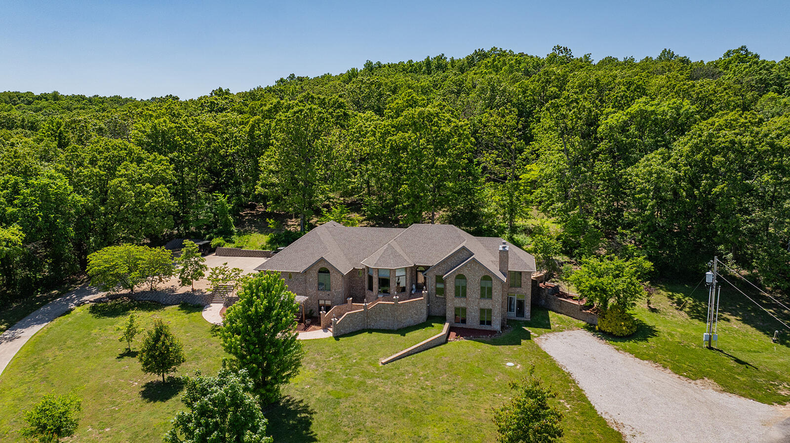 Photo 3 - Farm for sale – 11755 N Farm Road 177   Fair Grove, MO