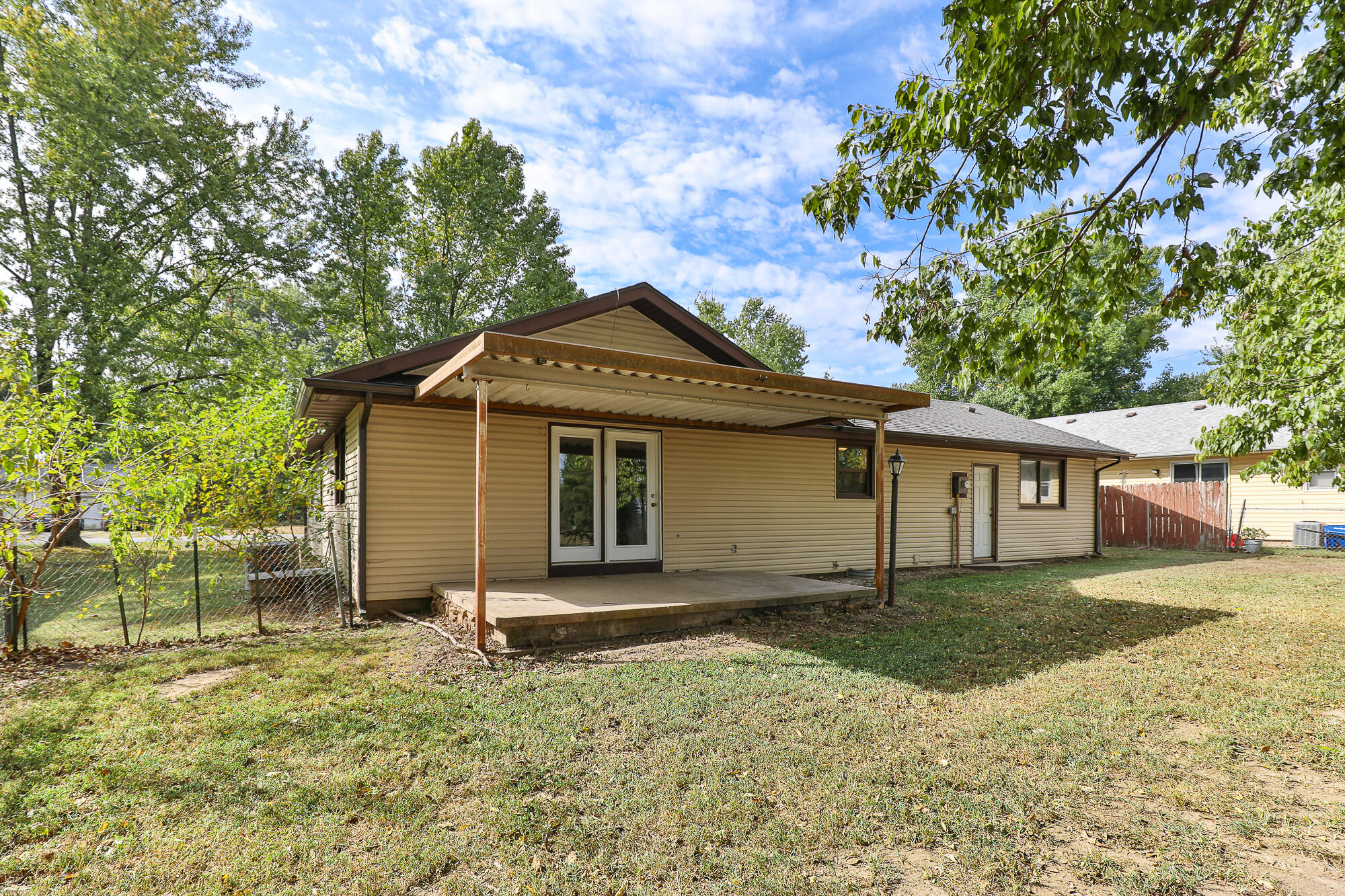 Photo 25 - Residential for sale – 2117 W Northwood Street  Bolivar, MO