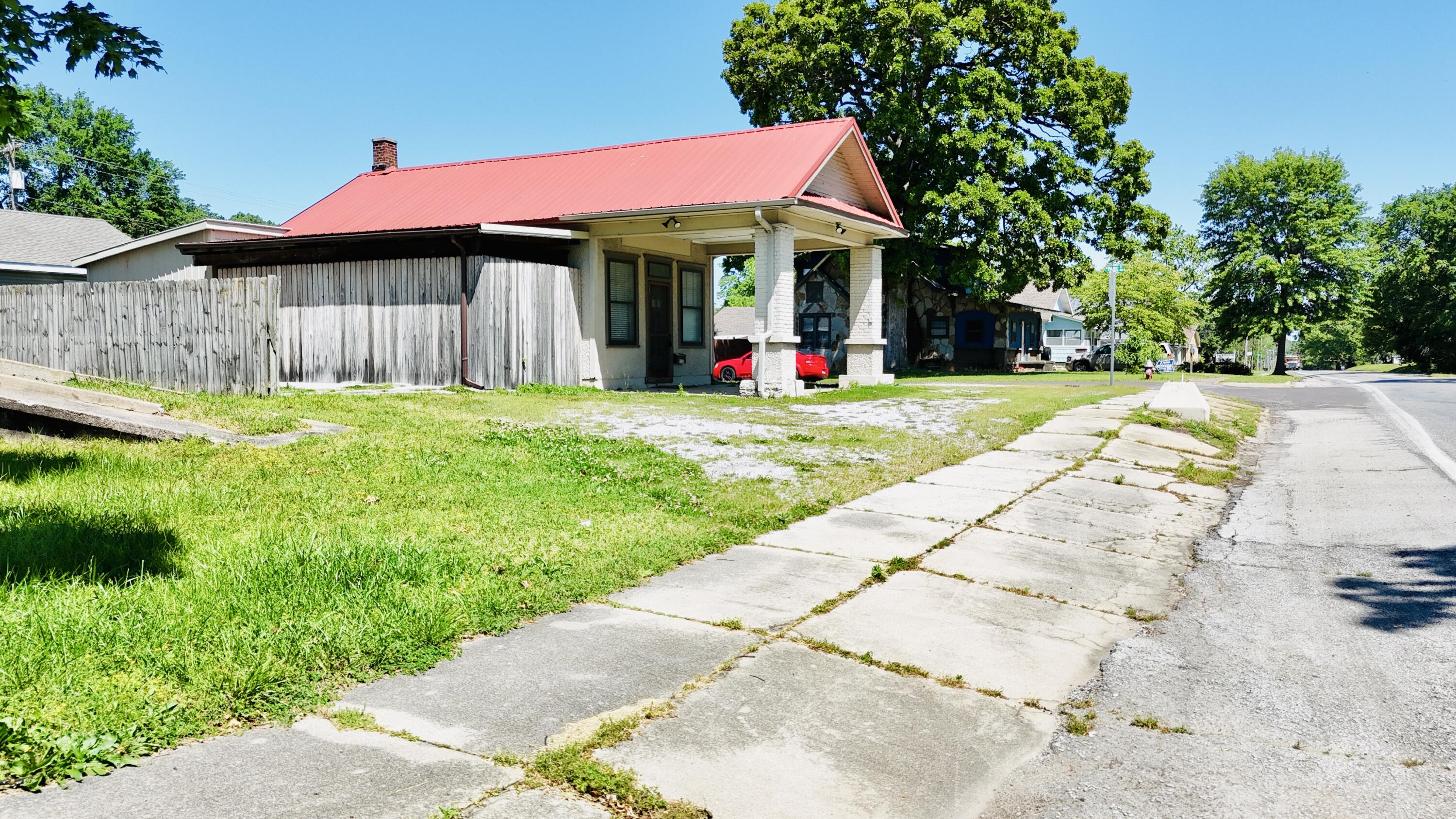 Photo 17 - Commercial Sale for sale – 1010 N Central Avenue  Monett, MO