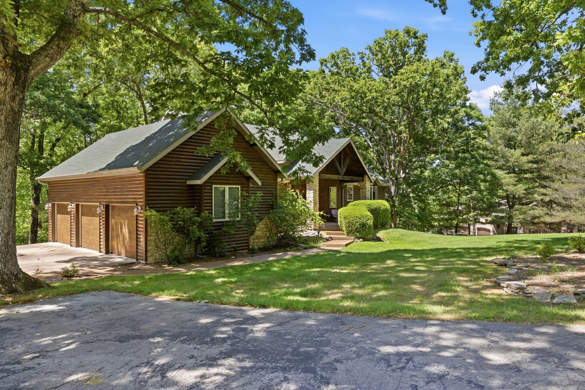 Photo 3 - Residential for sale – 993 S Oak Ridge Road  Nixa, MO
