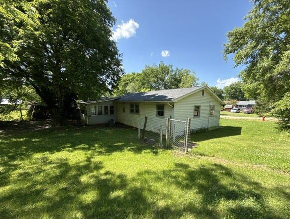 Photo 17 - Residential for sale – 109  College Street  Van Buren, MO