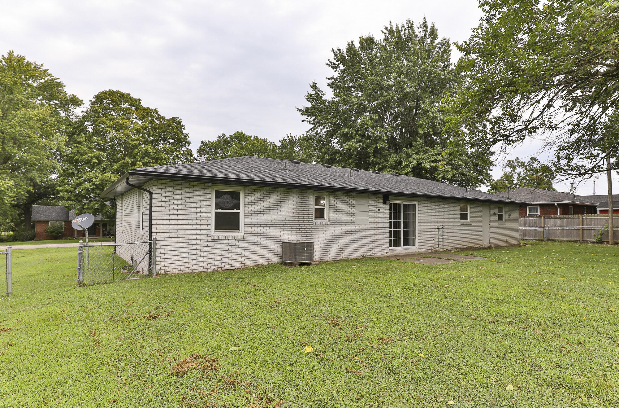 Photo 23 - Residential for sale – 1324 E Lindon Street  Bolivar, MO